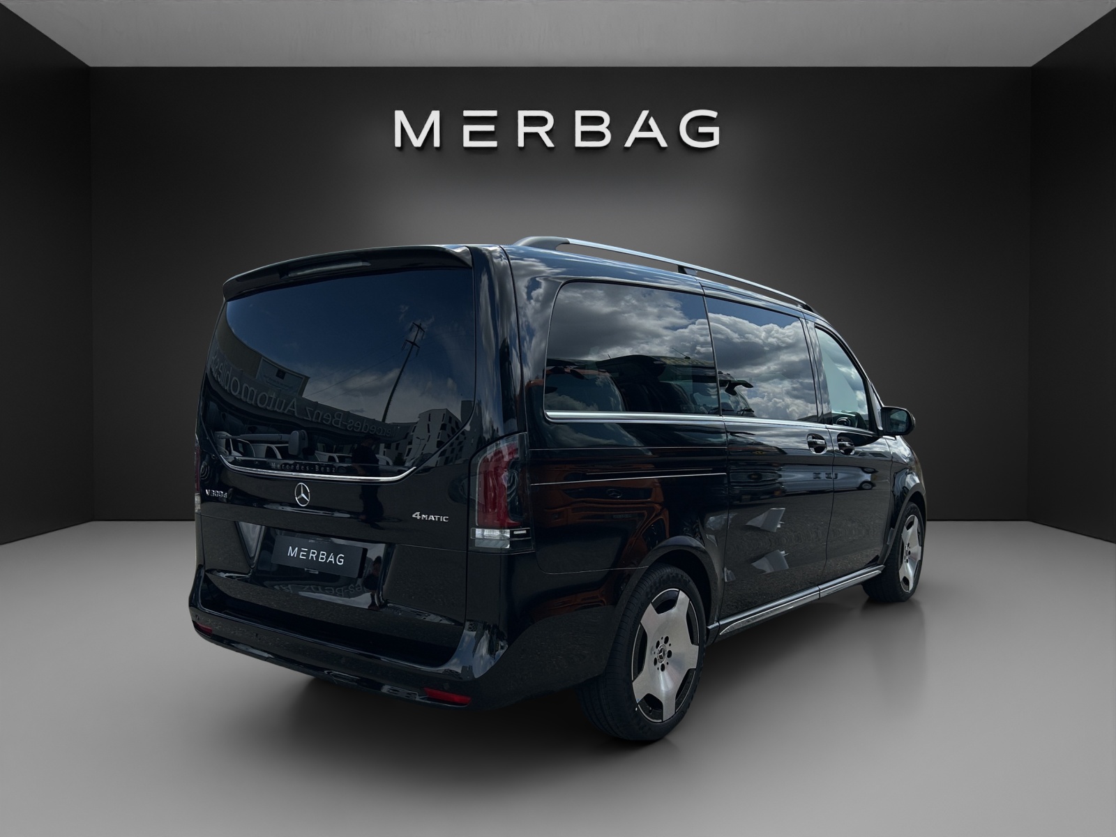 MERCEDES-BENZ V 300 d lang Exclusive 4Matic 9G-Tronic-image-5
