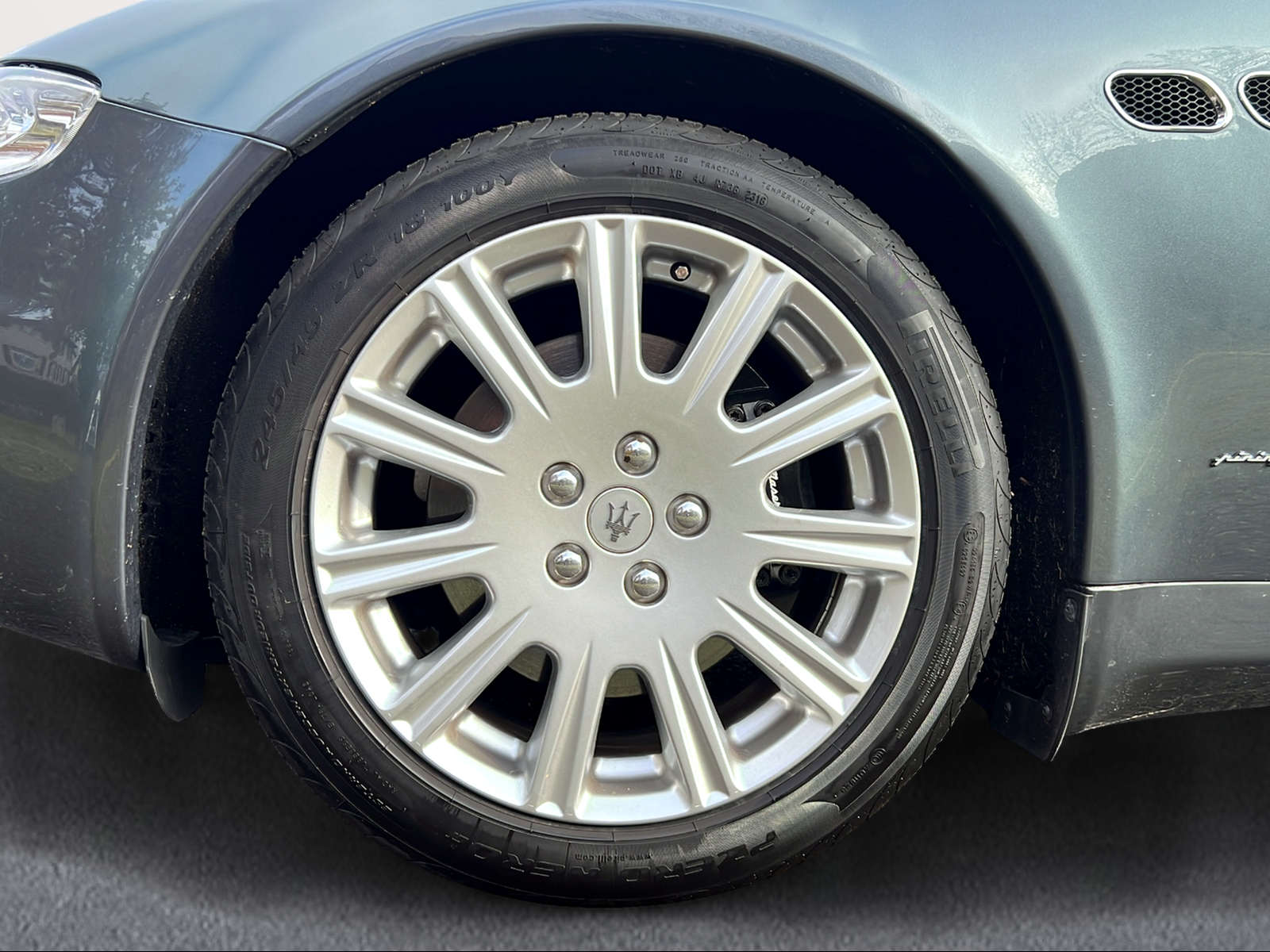 MASERATI Quattroporte 4.2 V8 DuoSelect-image-9