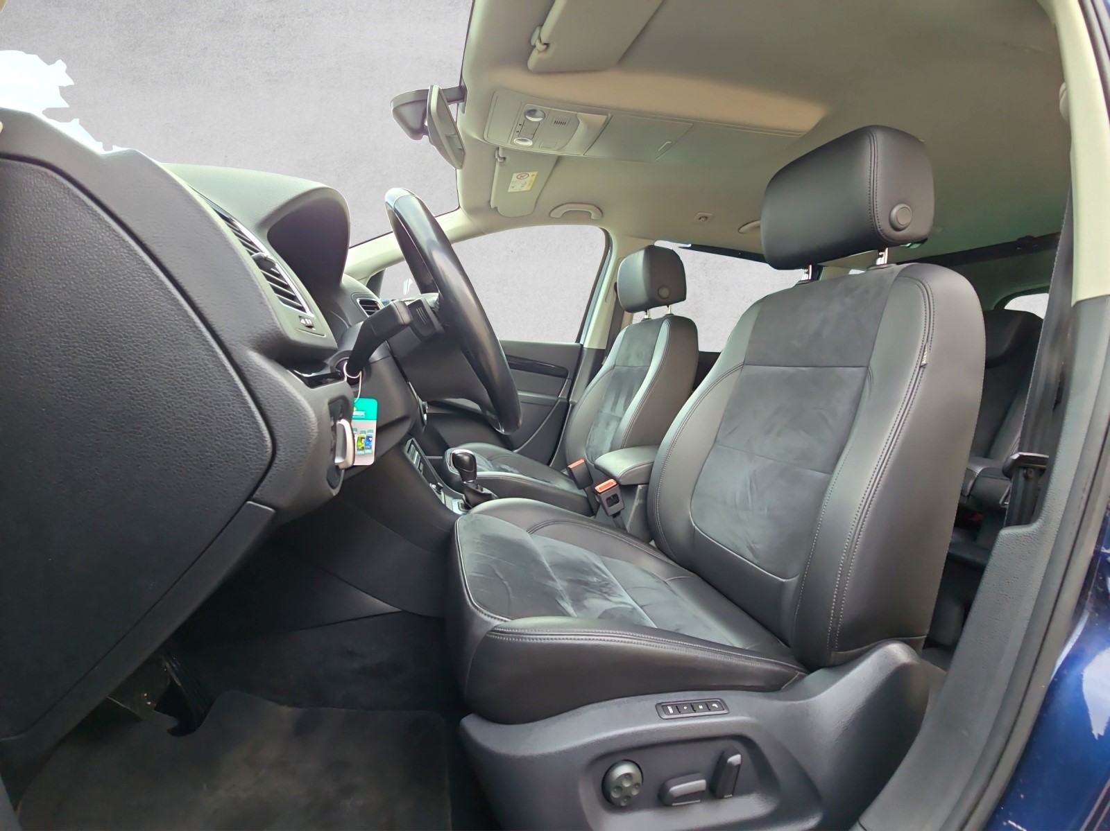 VW Sharan 2.0 TSI BMT Highline DSG-image-8
