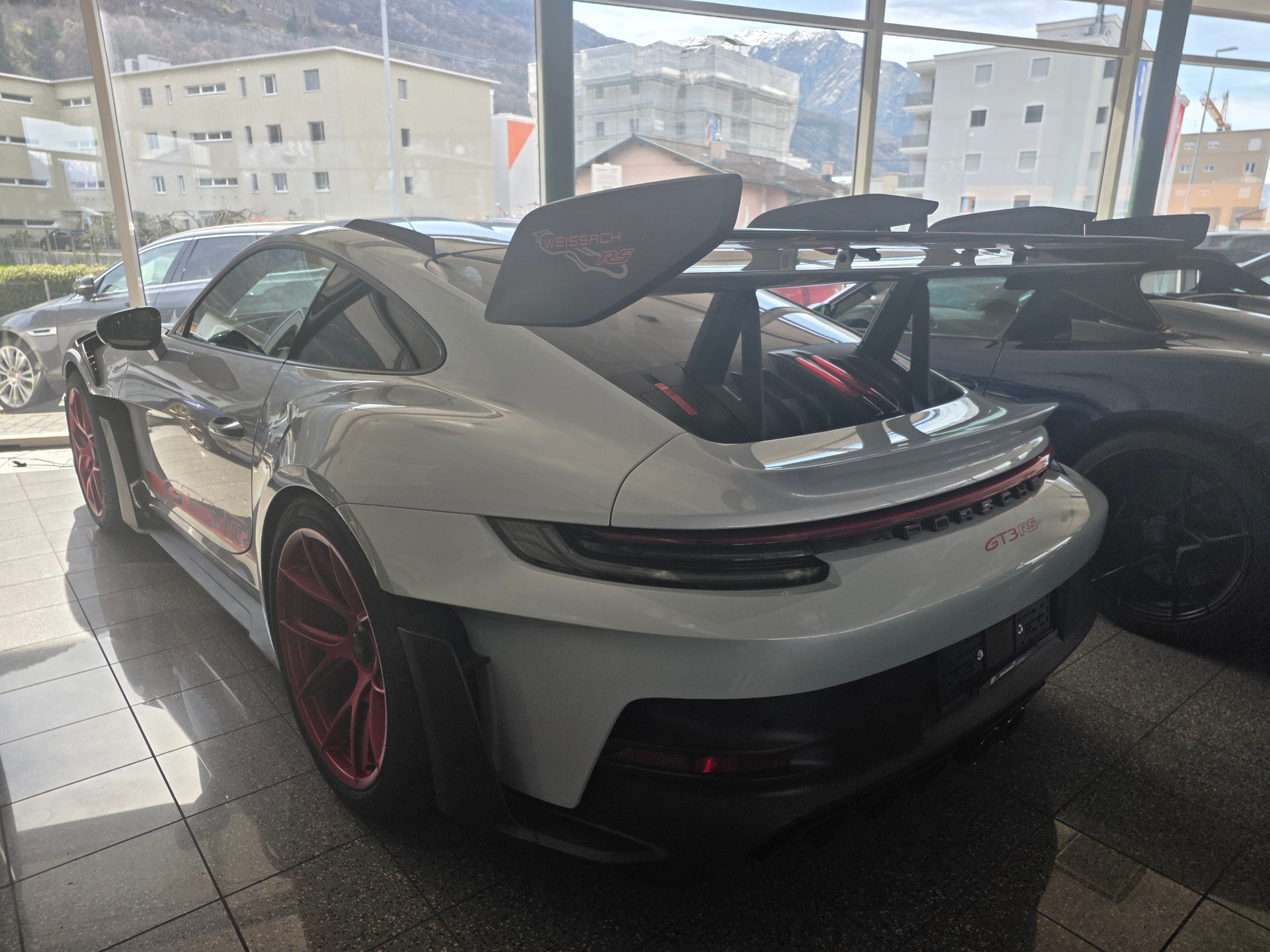 PORSCHE 911 GT3 RS Weissach + CarbonCeramic Brake