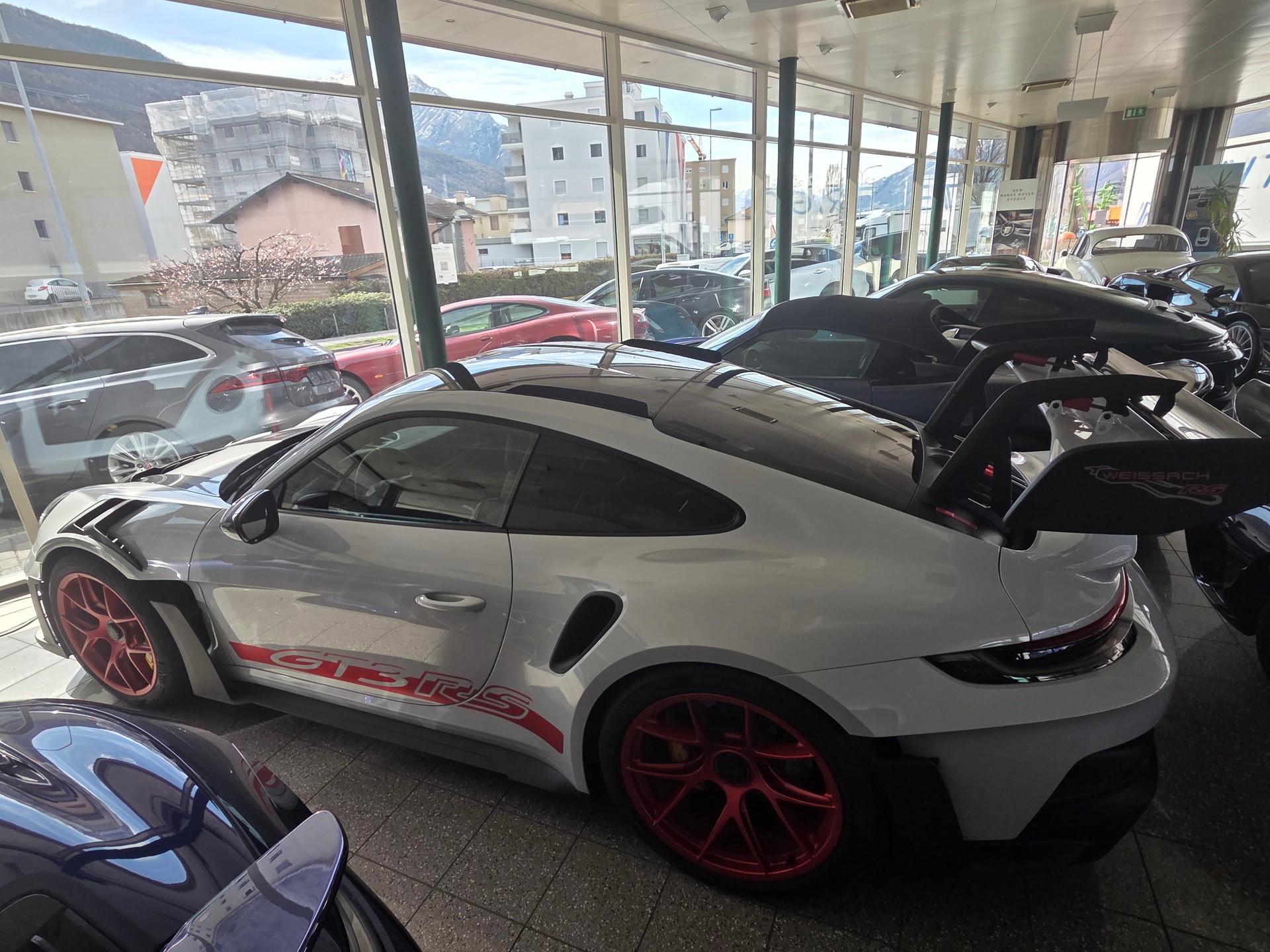 PORSCHE 911 GT3 RS Weissach + CarbonCeramic Brake-image-13