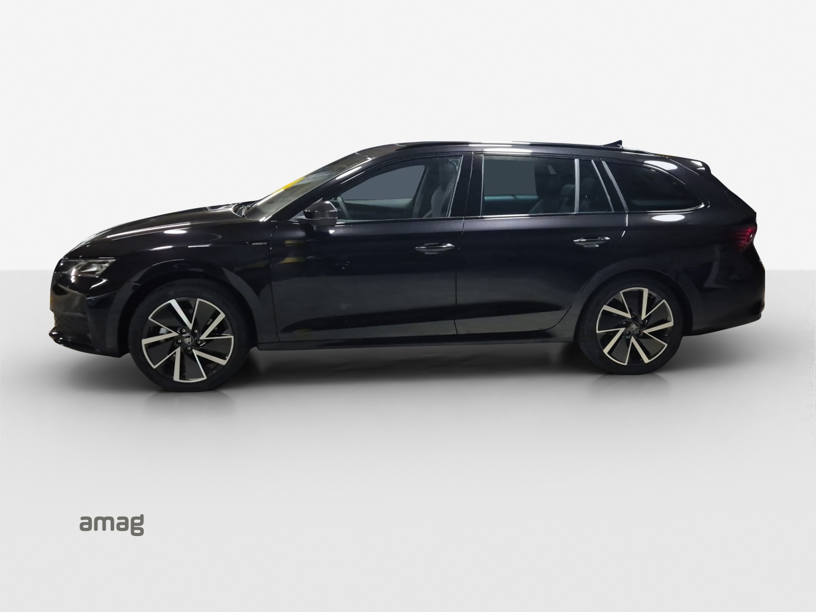 SKODA Octavia Combi 2.0 TSI DSG Dynamic 4x4-showroom-element-1