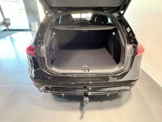 AUDI A6 Avant e-tron quattro-image-5