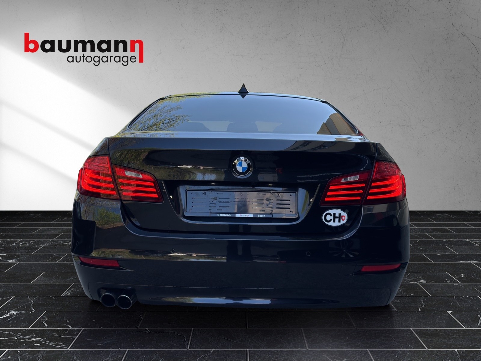 BMW 528i xDrive Steptronic-image-4