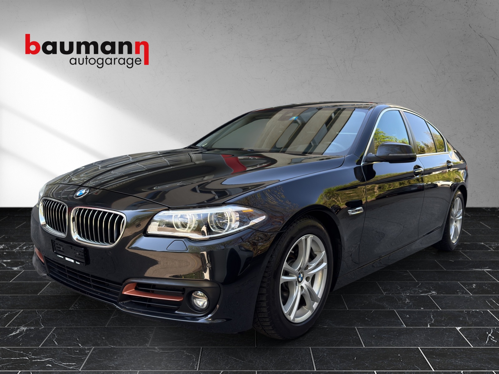 BMW 528i xDrive Steptronic