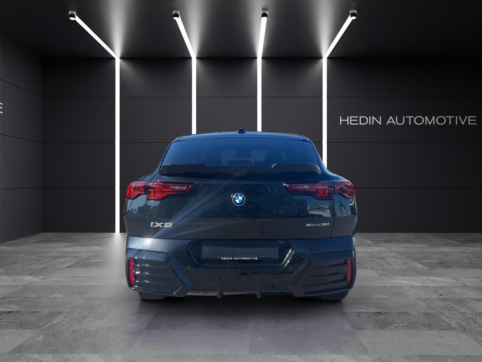 BMW iX2 30 xDrive-image-21