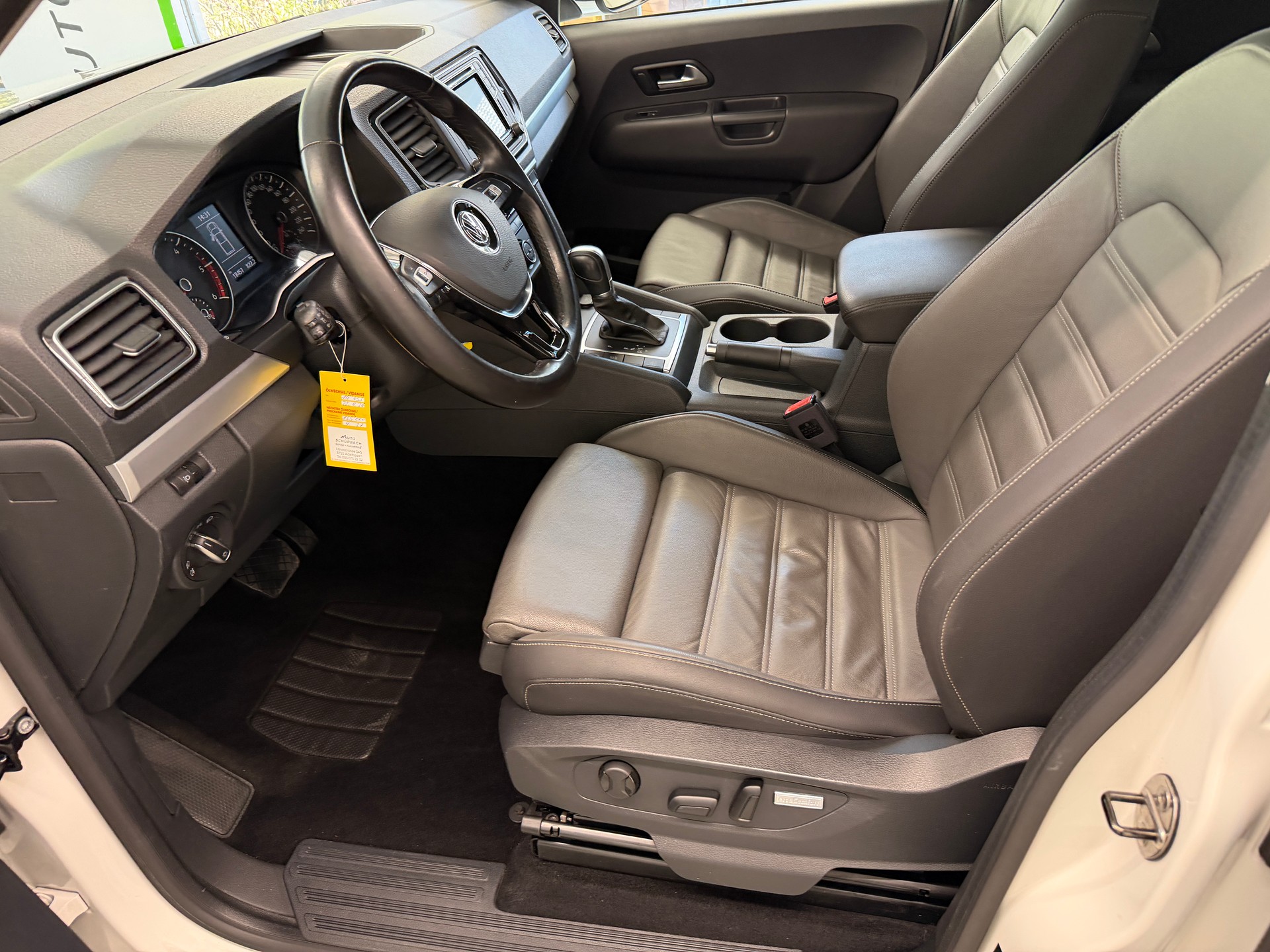 VW Amarok 3.0TDI Liberty 4Motion Automatic-image-11