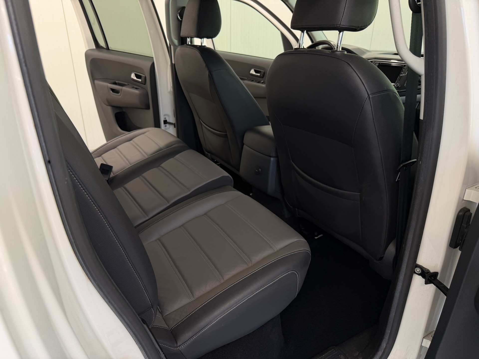 VW Amarok 3.0TDI Liberty 4Motion Automatic-image-15