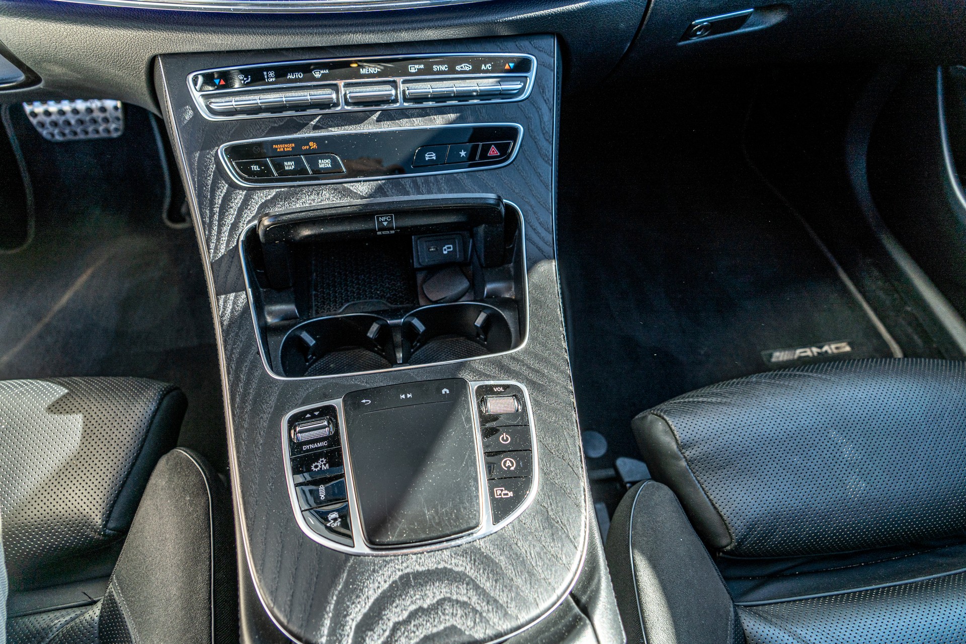 MERCEDES-BENZ AMG E 53 4Matic+ Speedshift 9G-TCT-image-21