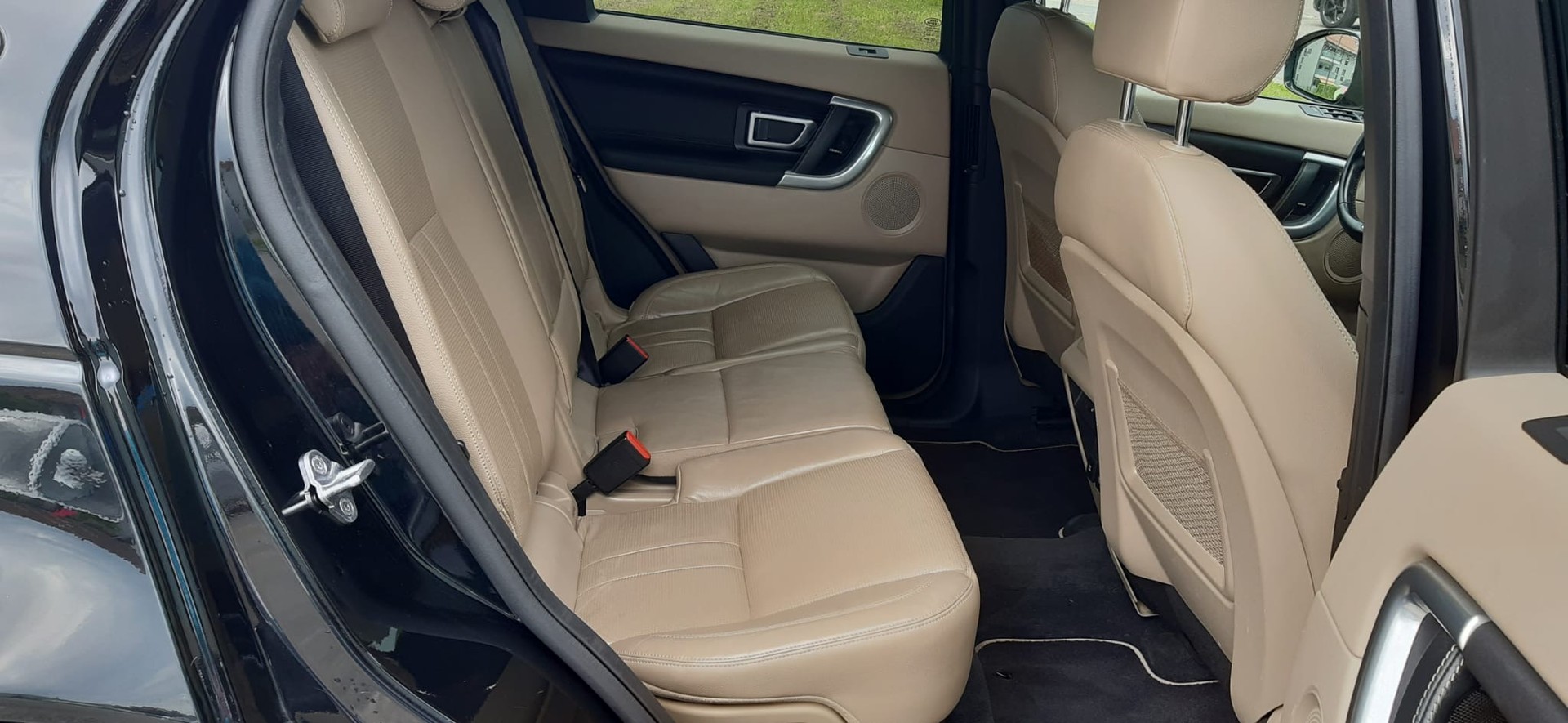 LAND ROVER Discovery Sport 2.0 Si4 HSE Luxury AT9 7 places-image-10