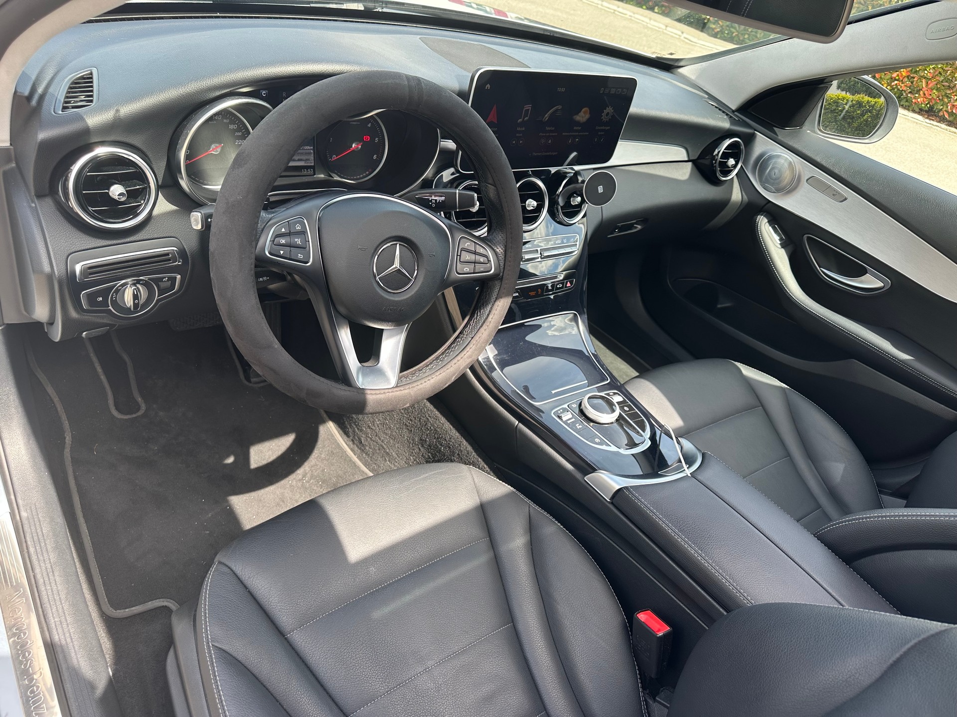 MERCEDES-BENZ C 220 d Exclusive 4Matic 9G-Tronic-image-11