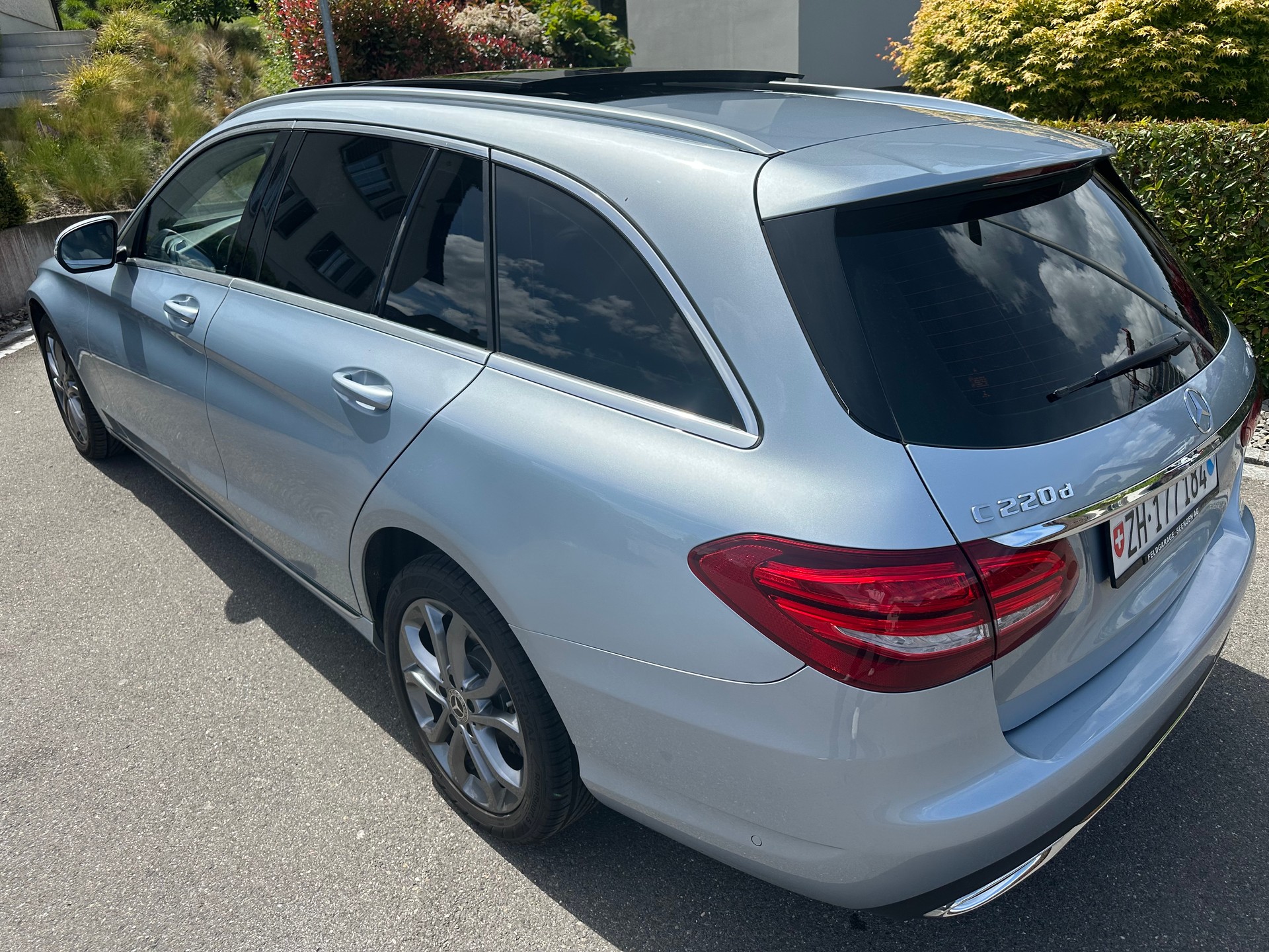 MERCEDES-BENZ C 220 d Exclusive 4Matic 9G-Tronic-image-5
