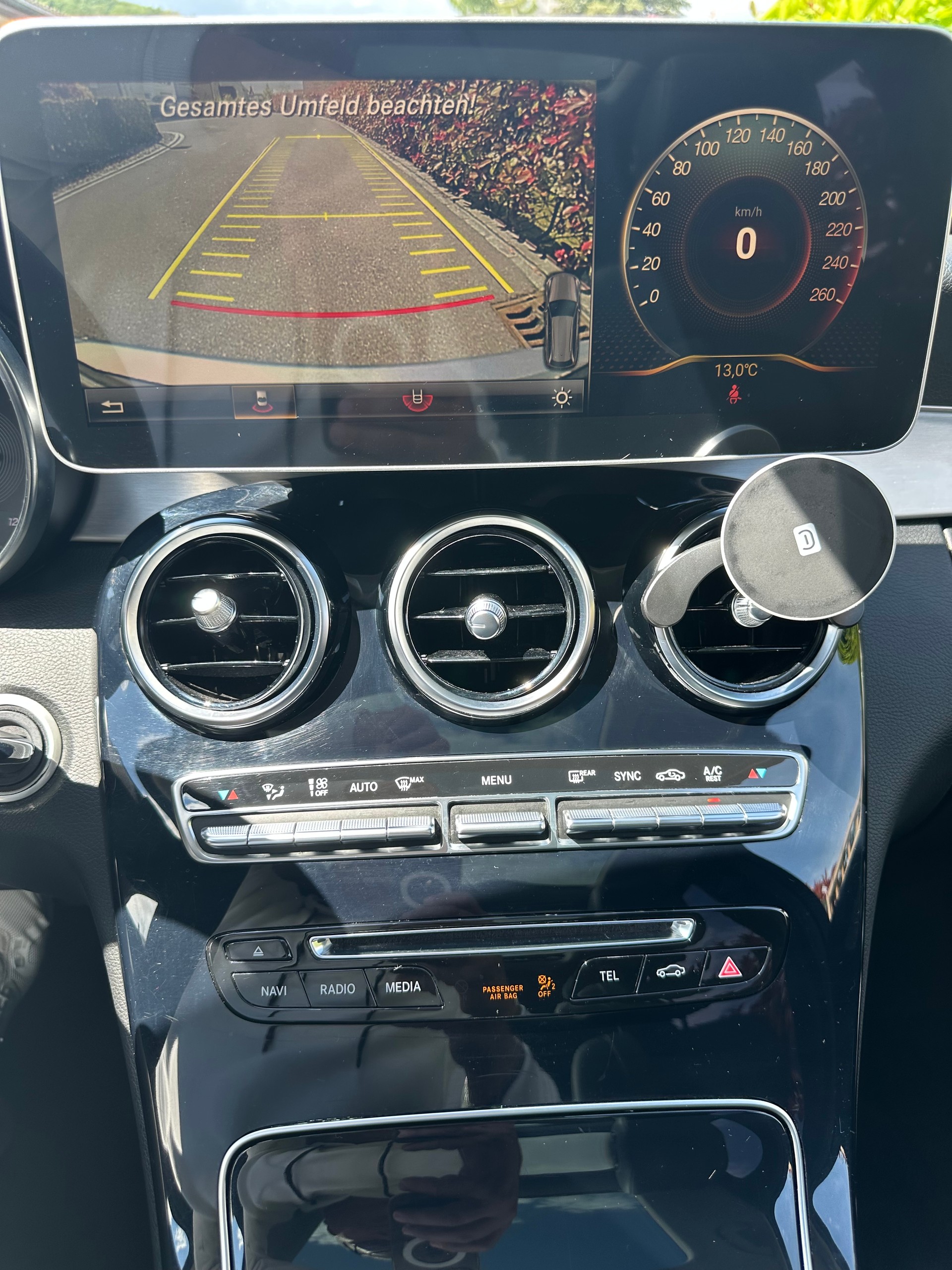 MERCEDES-BENZ C 220 d Exclusive 4Matic 9G-Tronic-image-23