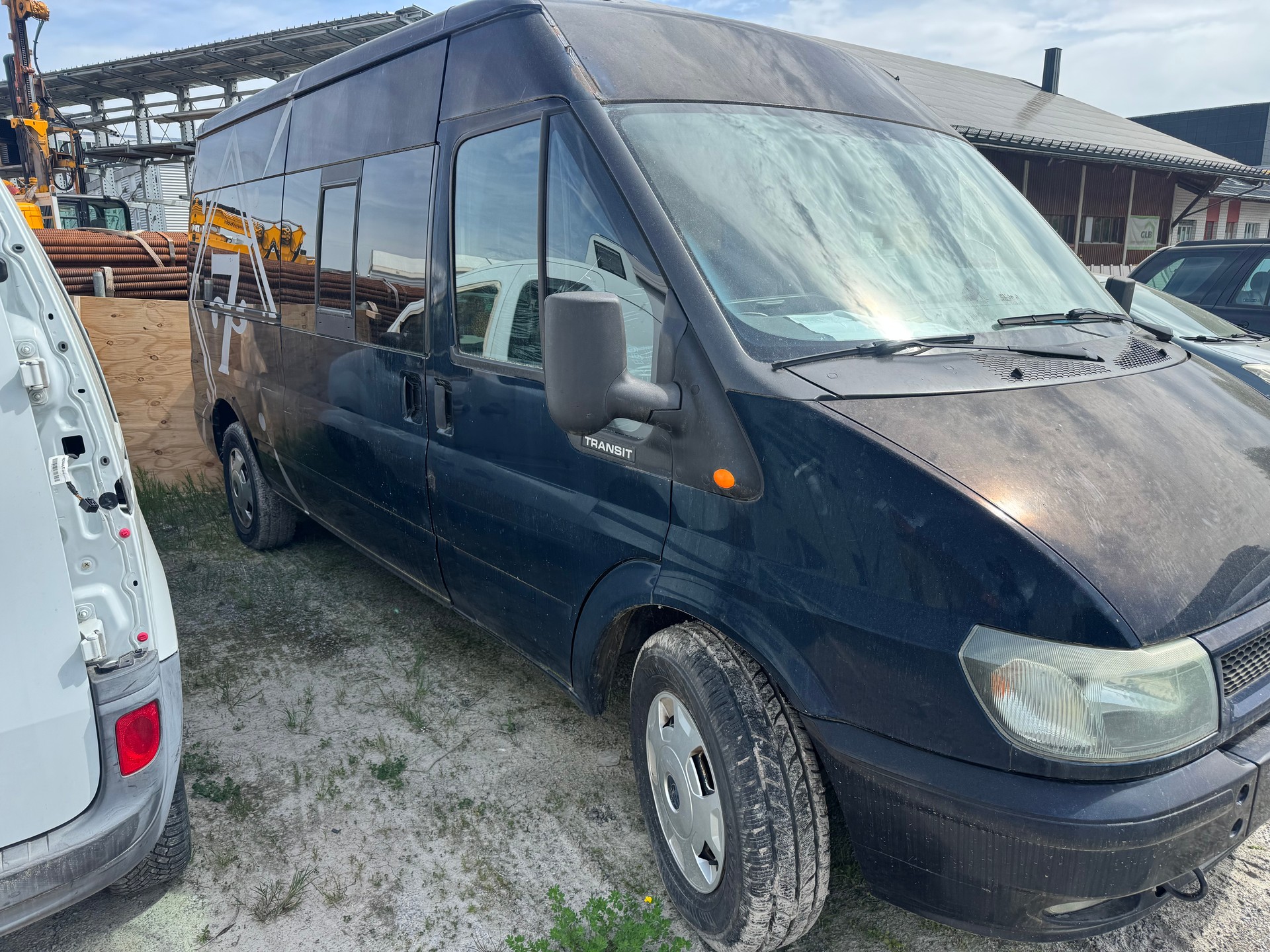 FORD 350L TDCI-showroom-element-2