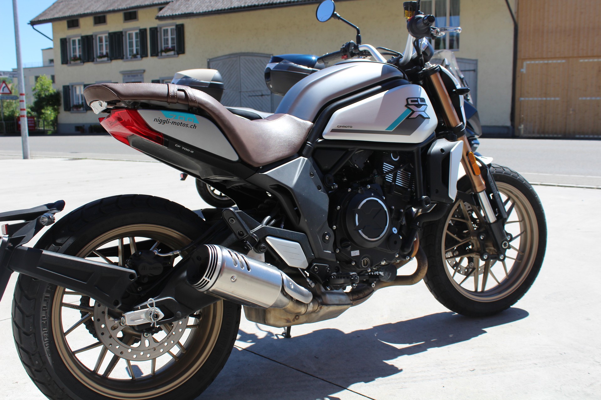 CF MOTO 700 CL-X Heritage-image-2