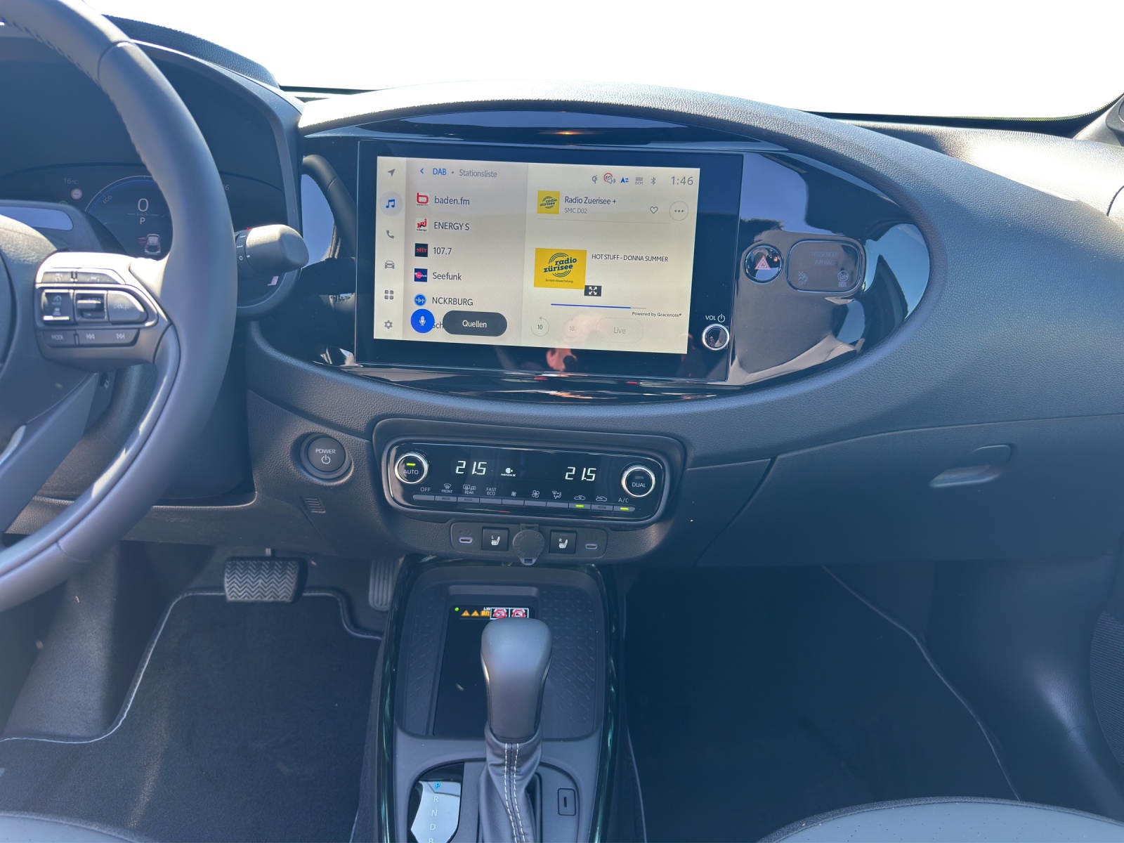 TOYOTA Aygo X 1.5 VVT-i HSD Style-image-6