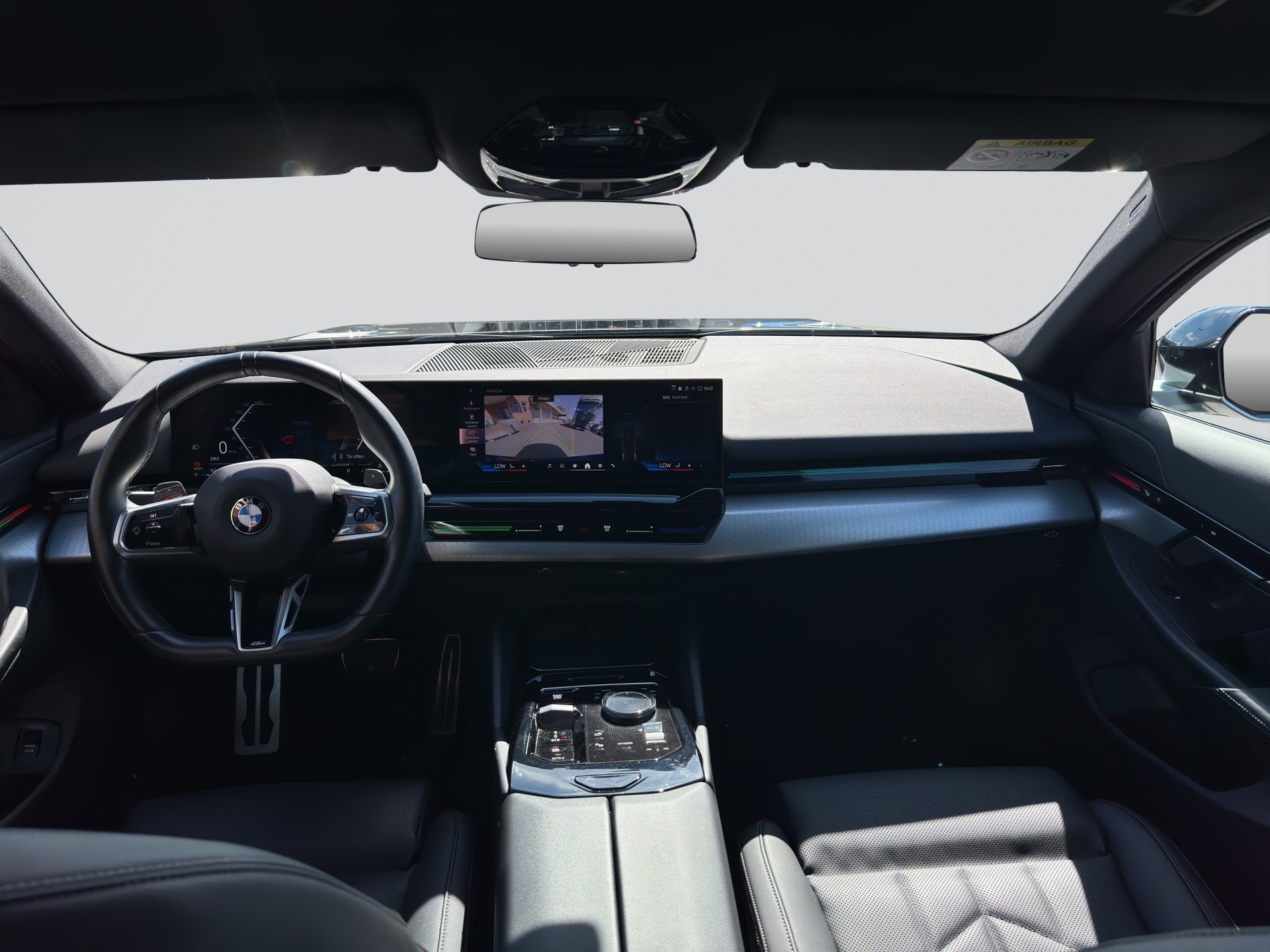 BMW 520d xDrive M Sport Steptronic-image-14