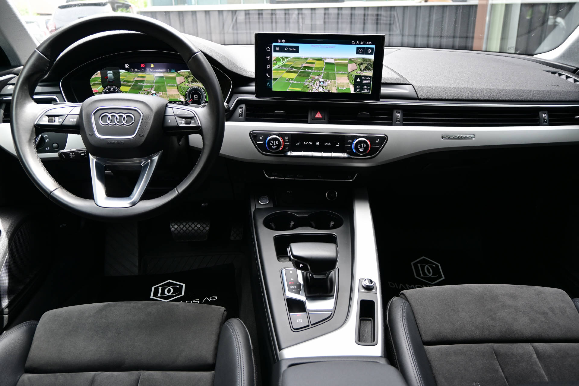 AUDI A4 Avant 2.0 40 TDI Advanced Attraction quattro S-Tronic-image-9