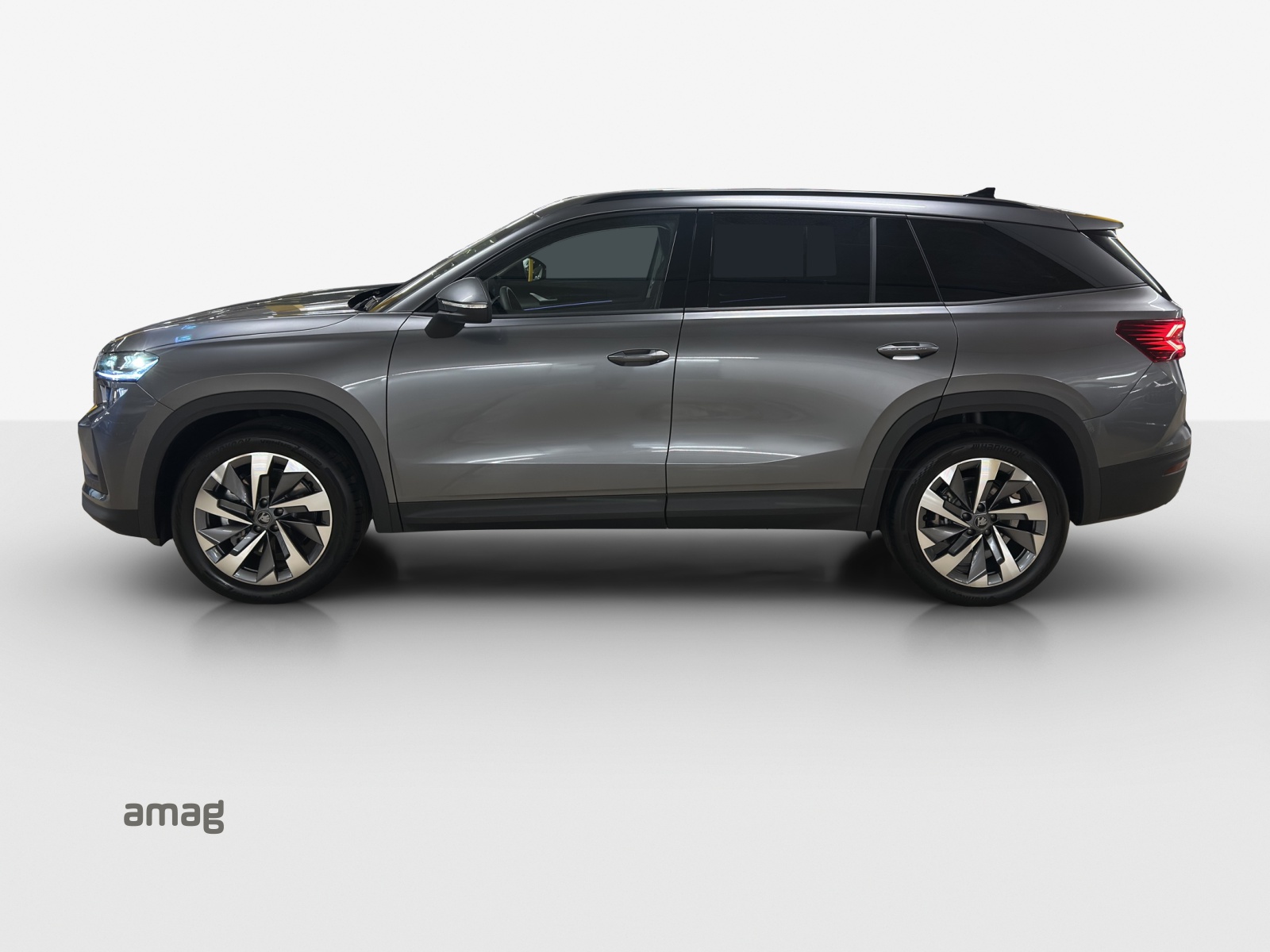 SKODA Kodiaq 2.0 TSI Dynamic 4x4-showroom-element-1