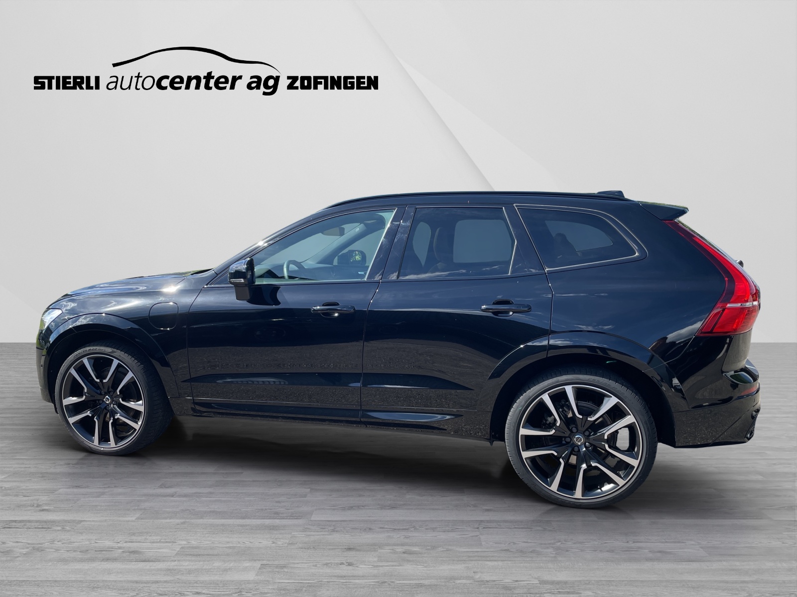 VOLVO XC60 2.0 T6 TE Ultimate Dark eAWD-image-7