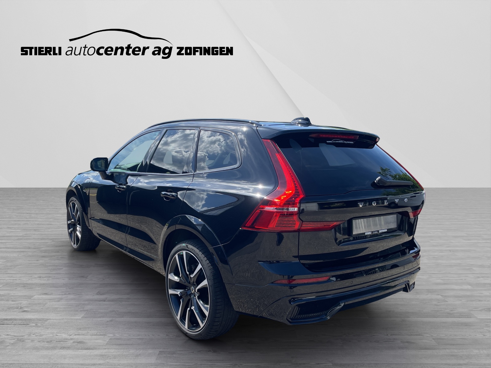 VOLVO XC60 2.0 T6 TE Ultimate Dark eAWD-image-6