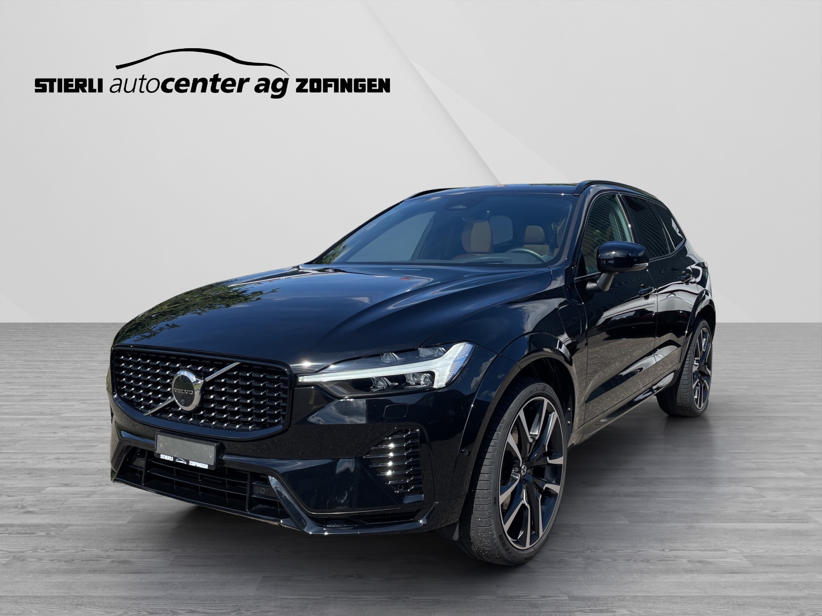 VOLVO XC60 2.0 T6 TE Ultimate Dark eAWD