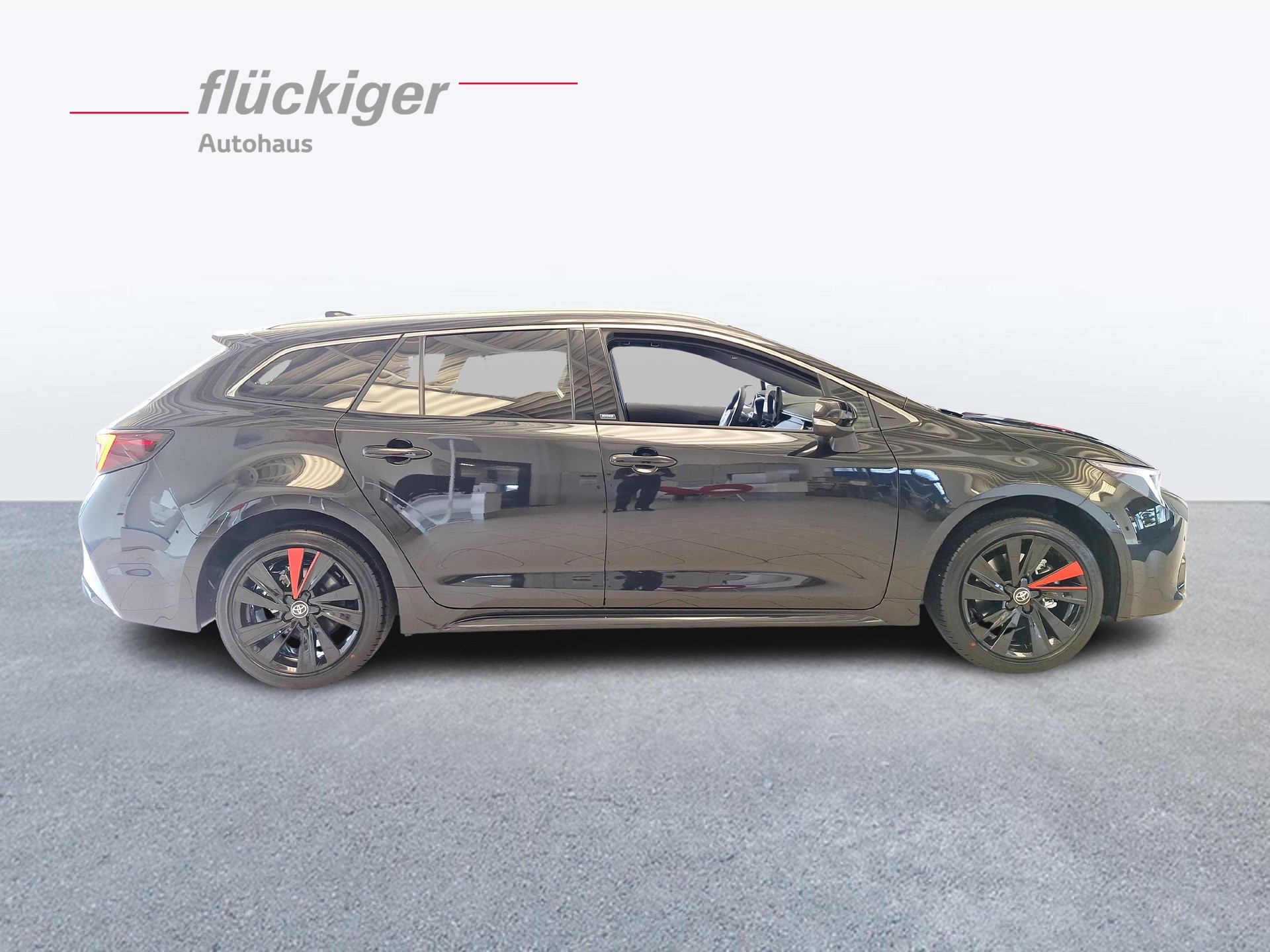 TOYOTA Corolla Touring Sports 2.0 HSD Swiss Edition-showroom-element-3