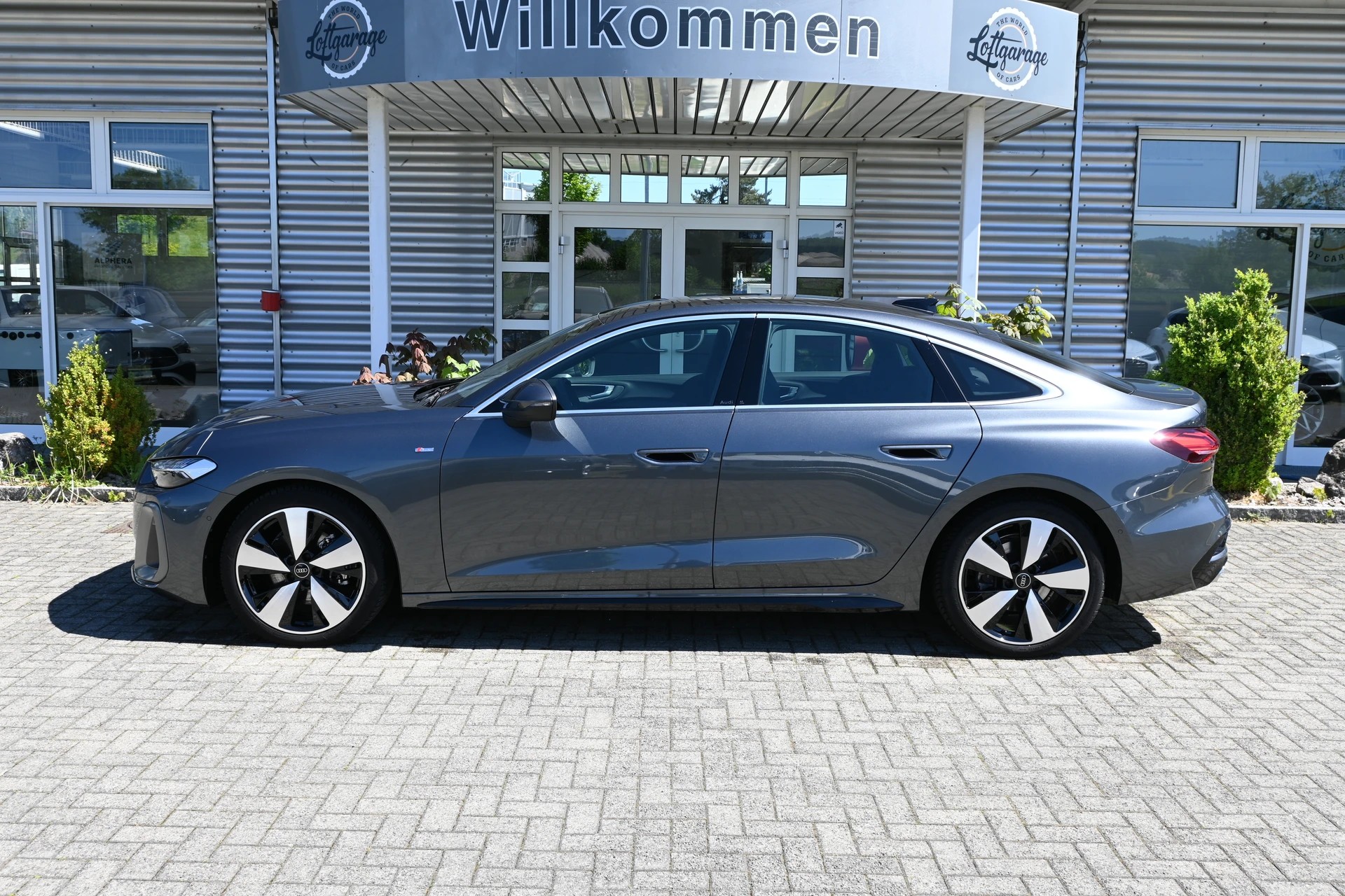 AUDI A5 Limousine 40 TFSI S-Line S tronic 204PS + Werksgarantie 03.2027-image-4