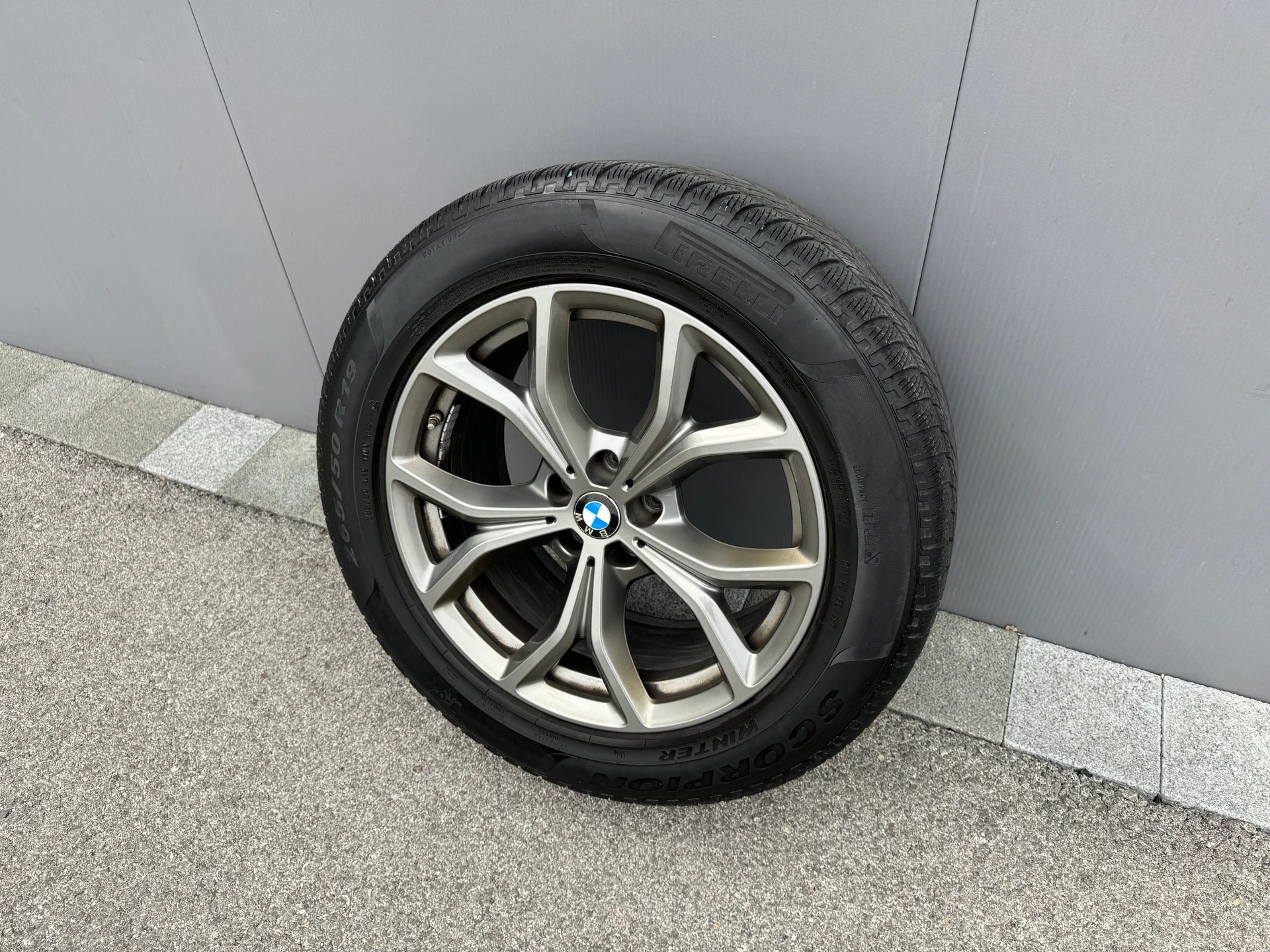 BMW X5 xDrive 40i xLine Steptronic-image-11