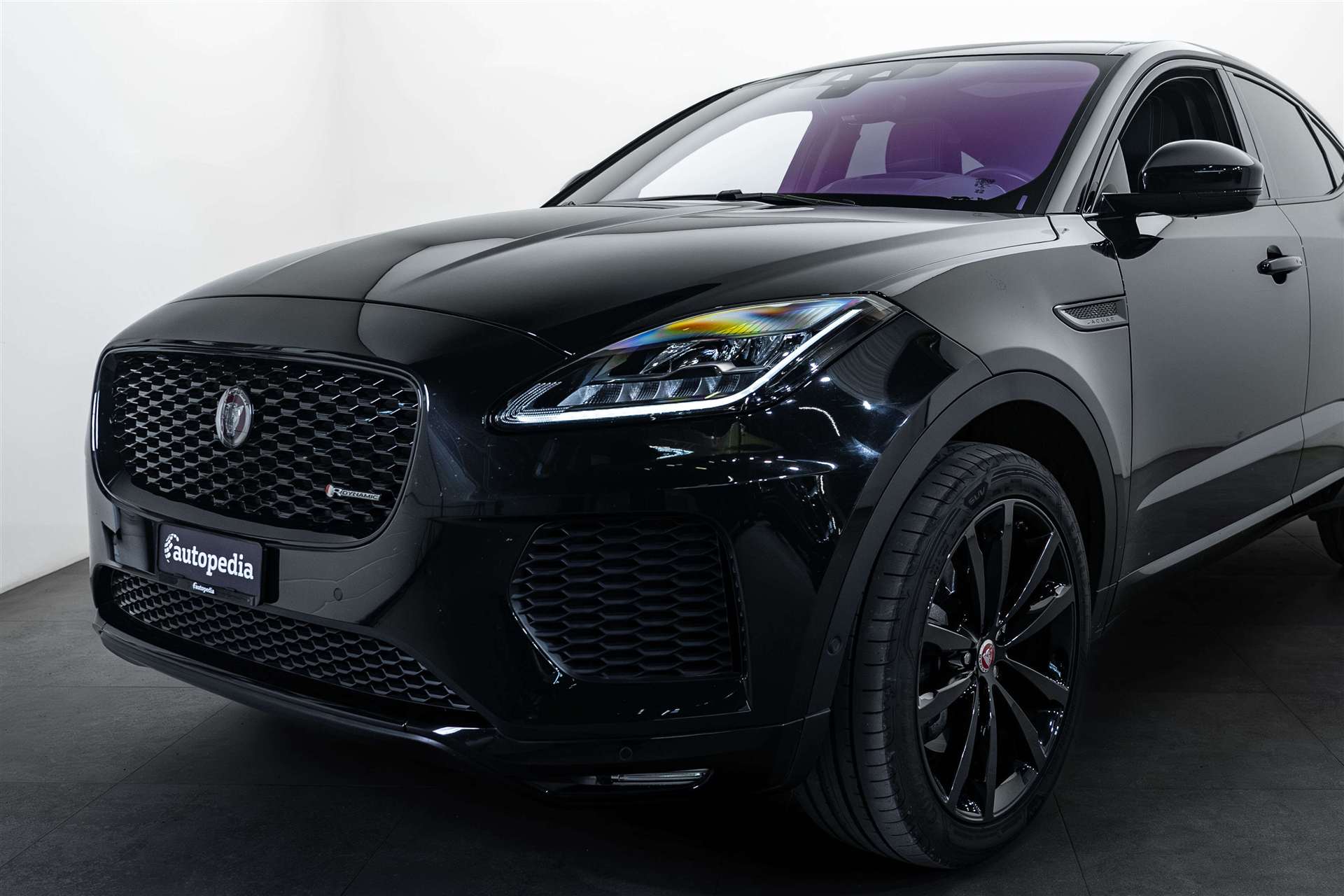 JAGUAR E-Pace 2.0 P250 AWD Automatik-showroom-element-1