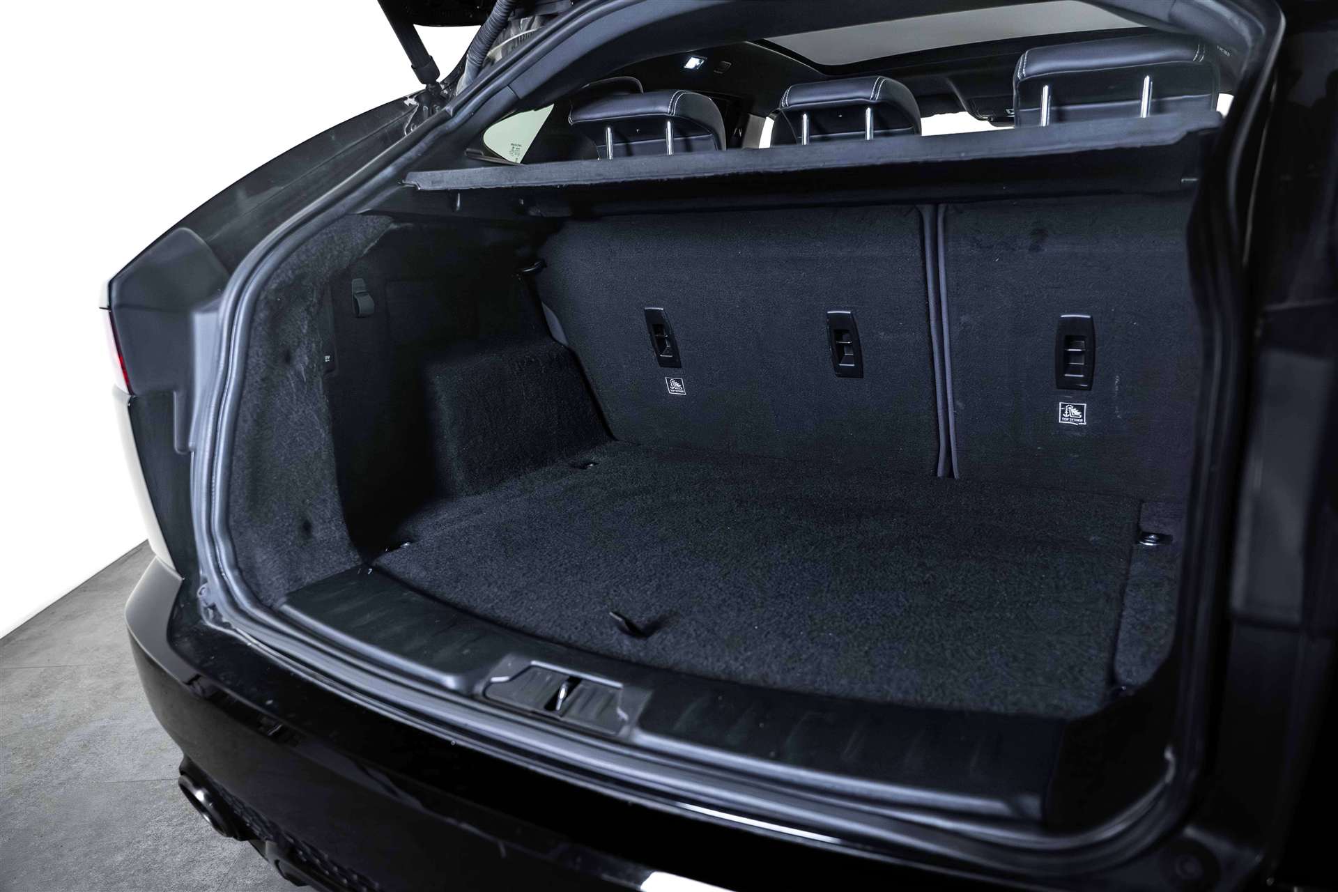 JAGUAR E-Pace 2.0 P250 AWD Automatik-image-4