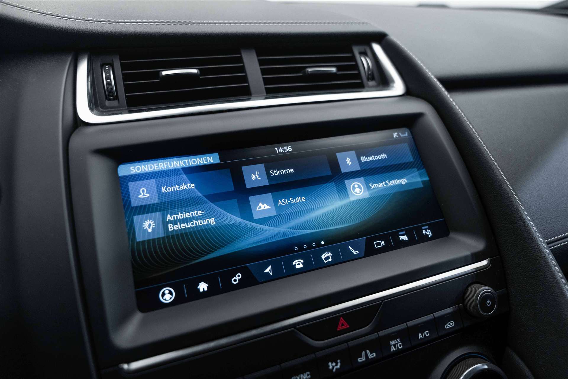 JAGUAR E-Pace 2.0 P250 AWD Automatik-image-25