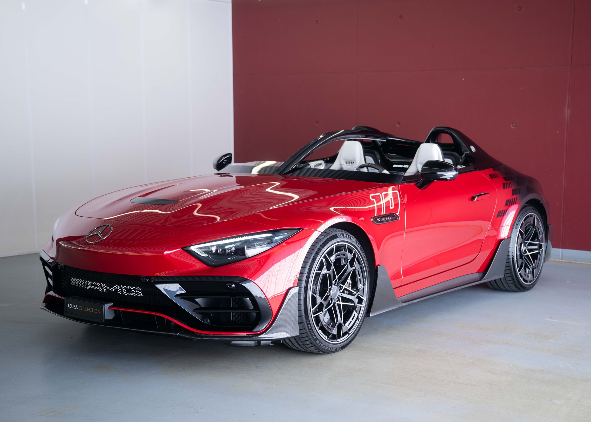 MERCEDES-BENZ PureSpeed (Swiss New car, 1 of 250 worldwide, not registered, Motorsport Styling)-image-4