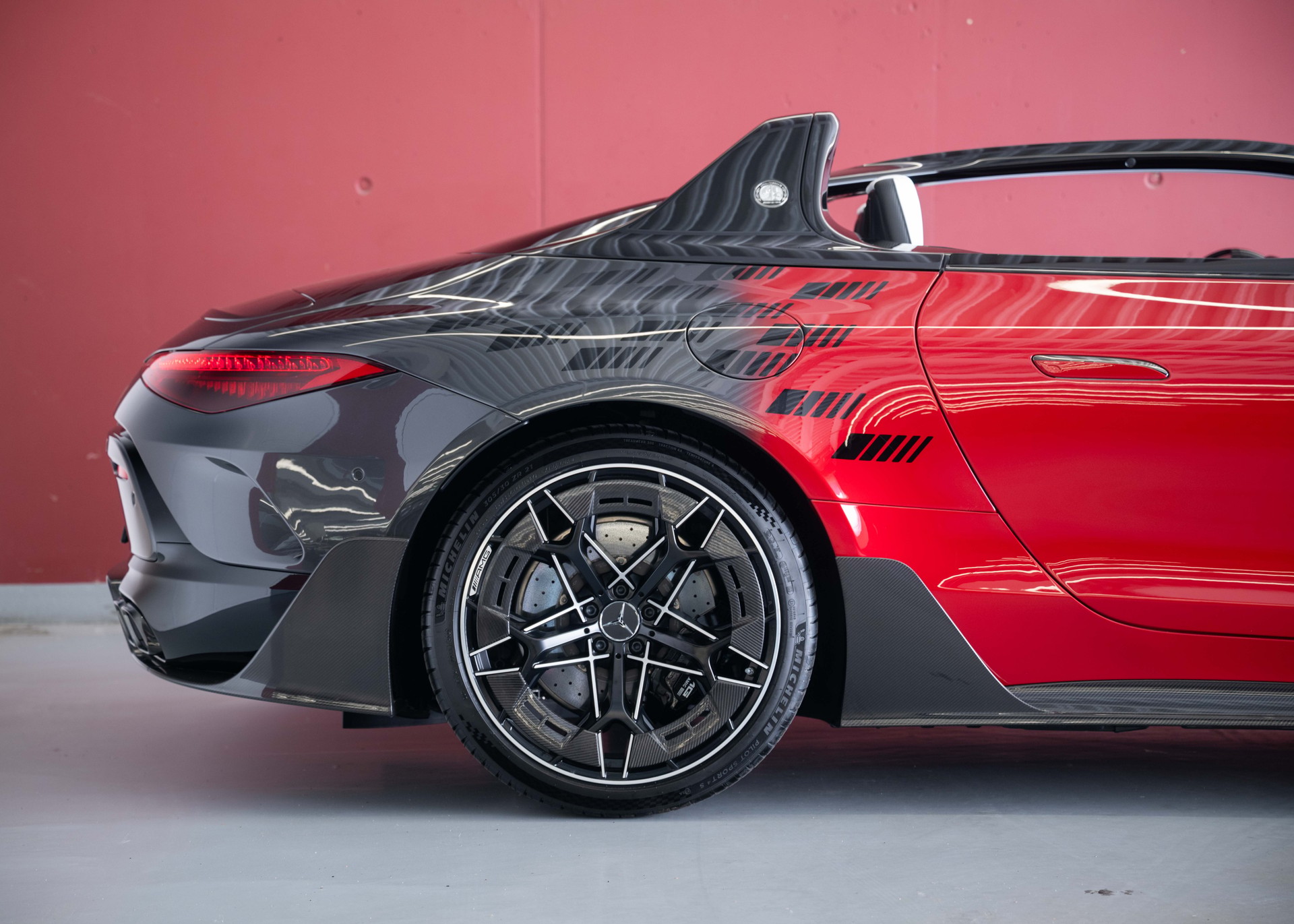 MERCEDES-BENZ PureSpeed (Swiss New car, 1 of 250 worldwide, not registered, Motorsport Styling)-image-7