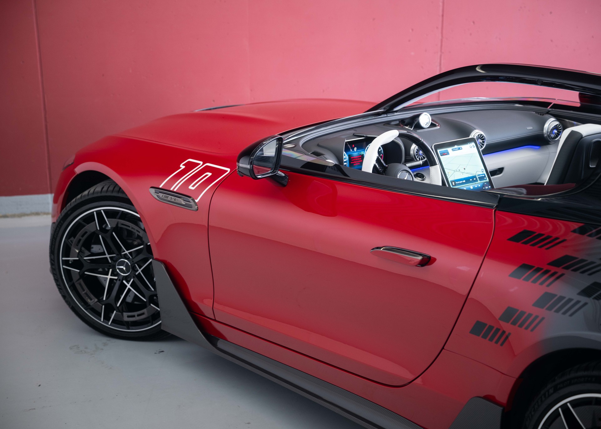 MERCEDES-BENZ PureSpeed (Swiss New car, 1 of 250 worldwide, not registered, Motorsport Styling)-image-11