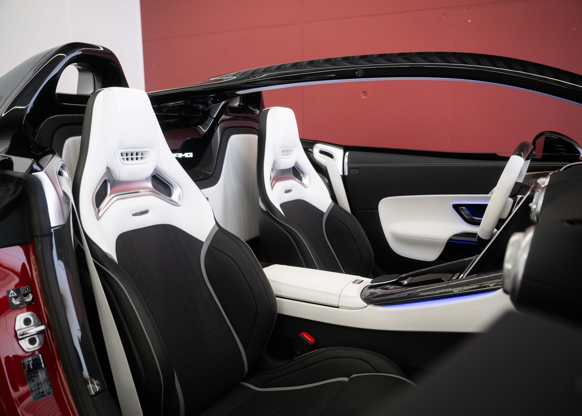 MERCEDES-BENZ PureSpeed (Swiss New car, 1 of 250 worldwide, not registered, Motorsport Styling)-image-24