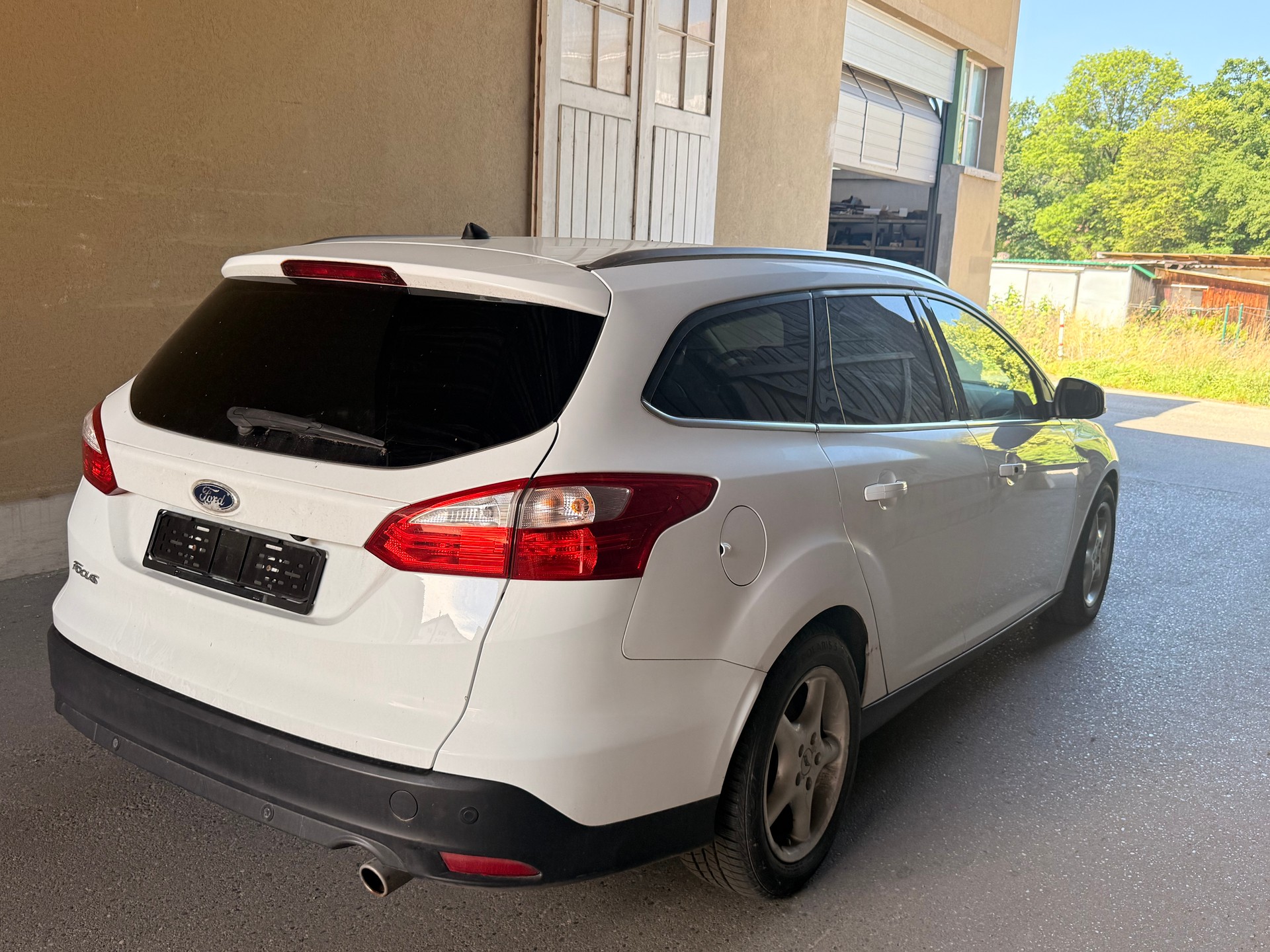FORD Focus 2.0 TDCi Trend PowerShift-image-4