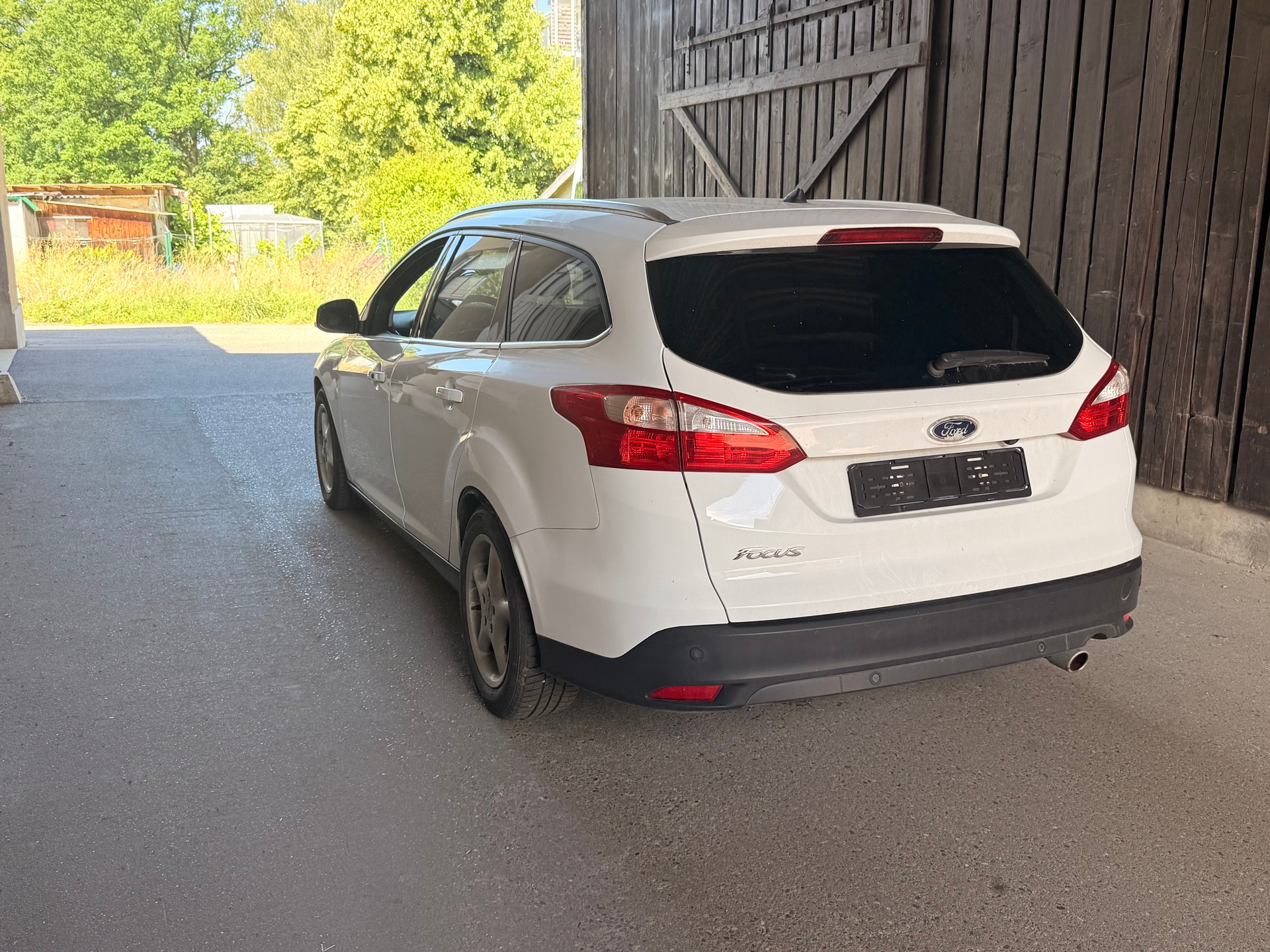 FORD Focus 2.0 TDCi Trend PowerShift-image-2