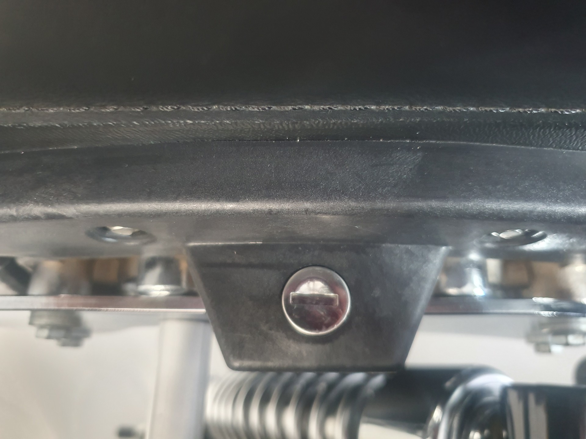 HARLEY-DAVIDSON XL 883 L Sportster Super Low-image-12