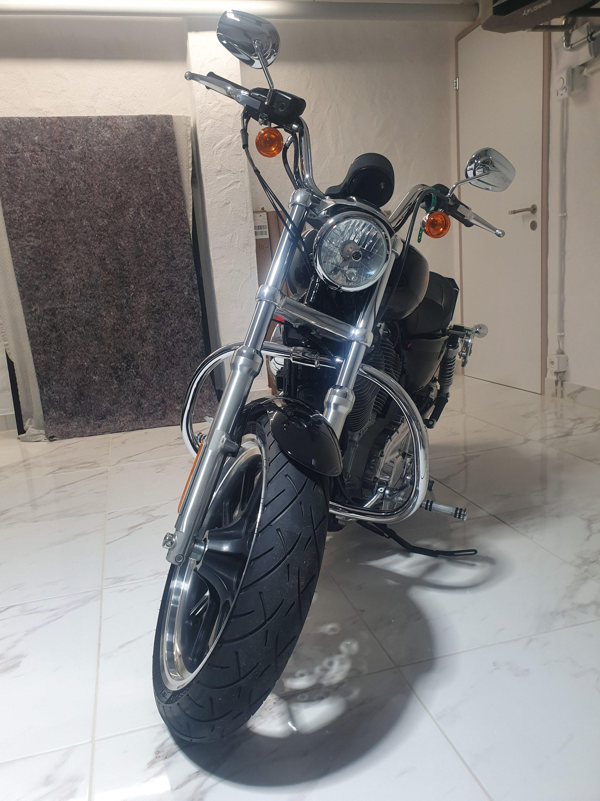 HARLEY-DAVIDSON XL 883 L Sportster Super Low-image-3