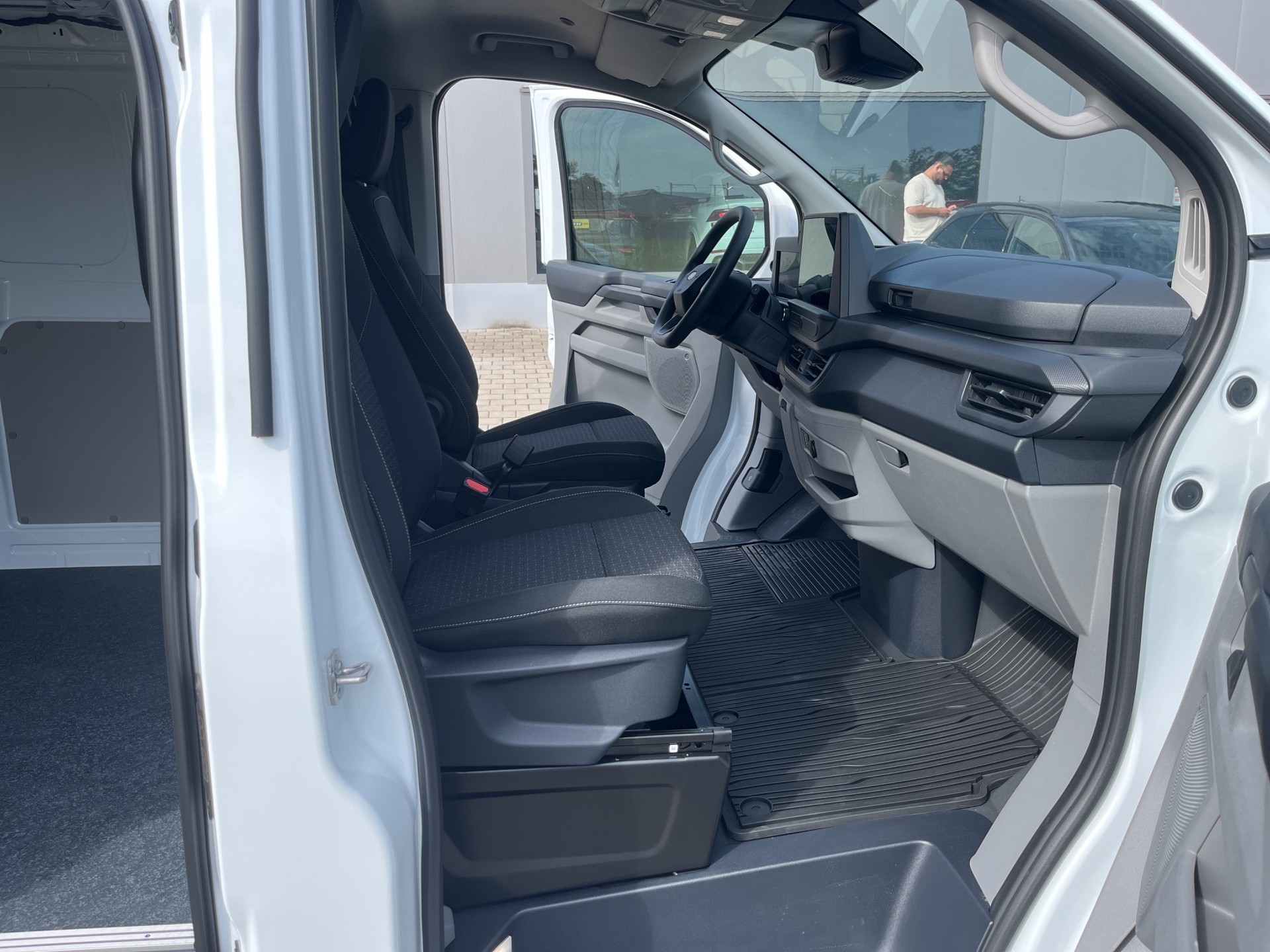 FORD Transit Custom 320 L1H1 Trend Automat, *AHK, Rückfahrkamera, Sitzheizung, Carplay, LED Scheinwerfer*-image-21