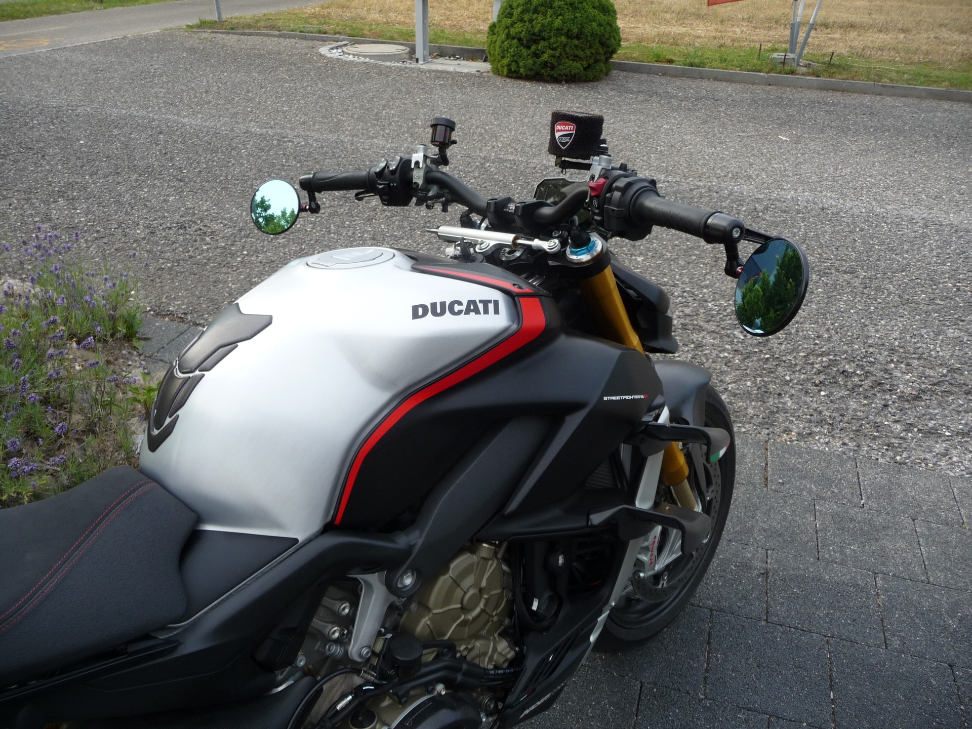 DUCATI Streetfighter V4 SP-image-6