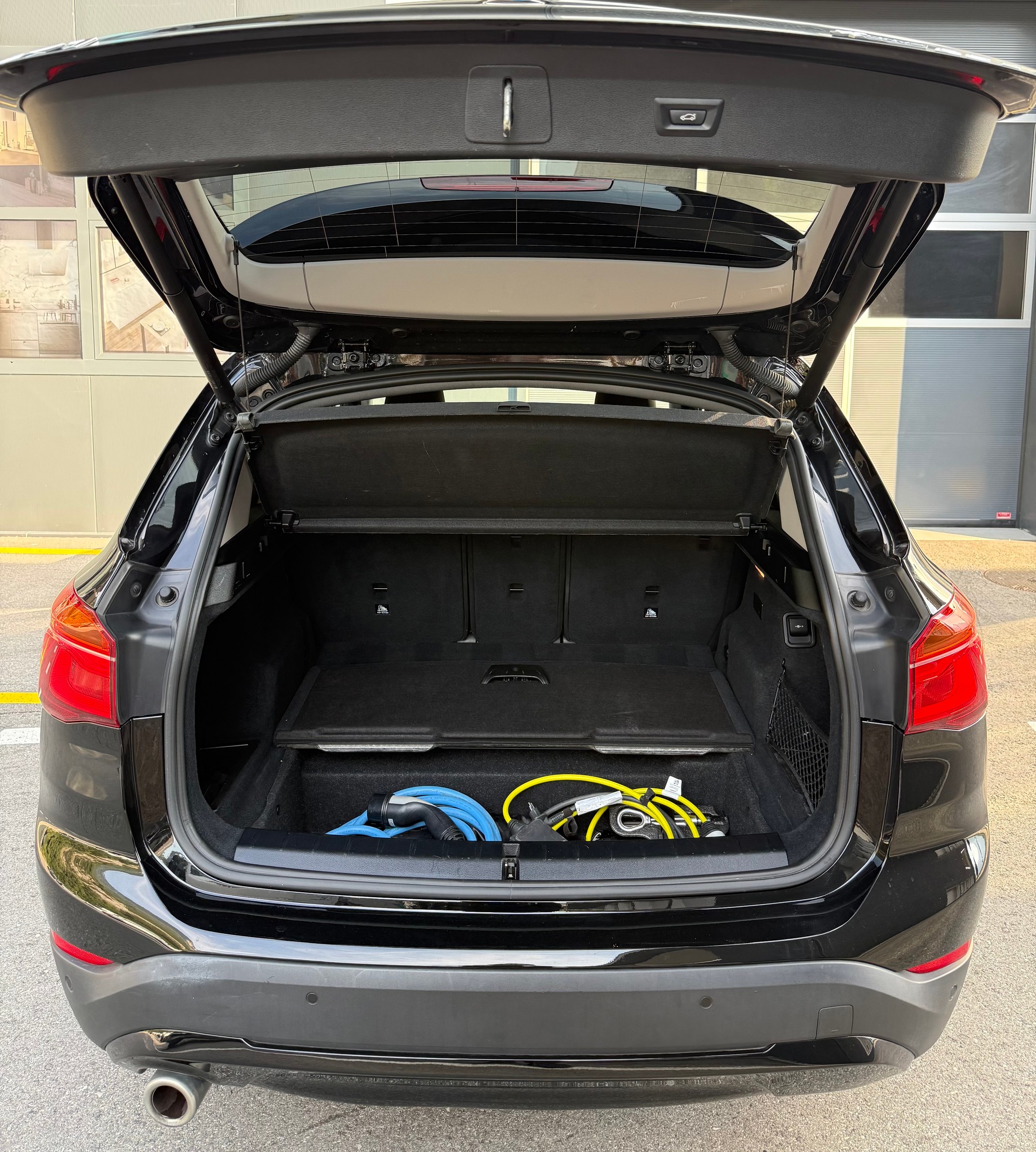BMW X1 xDrive 25e Sport Line Steptronic-image-7