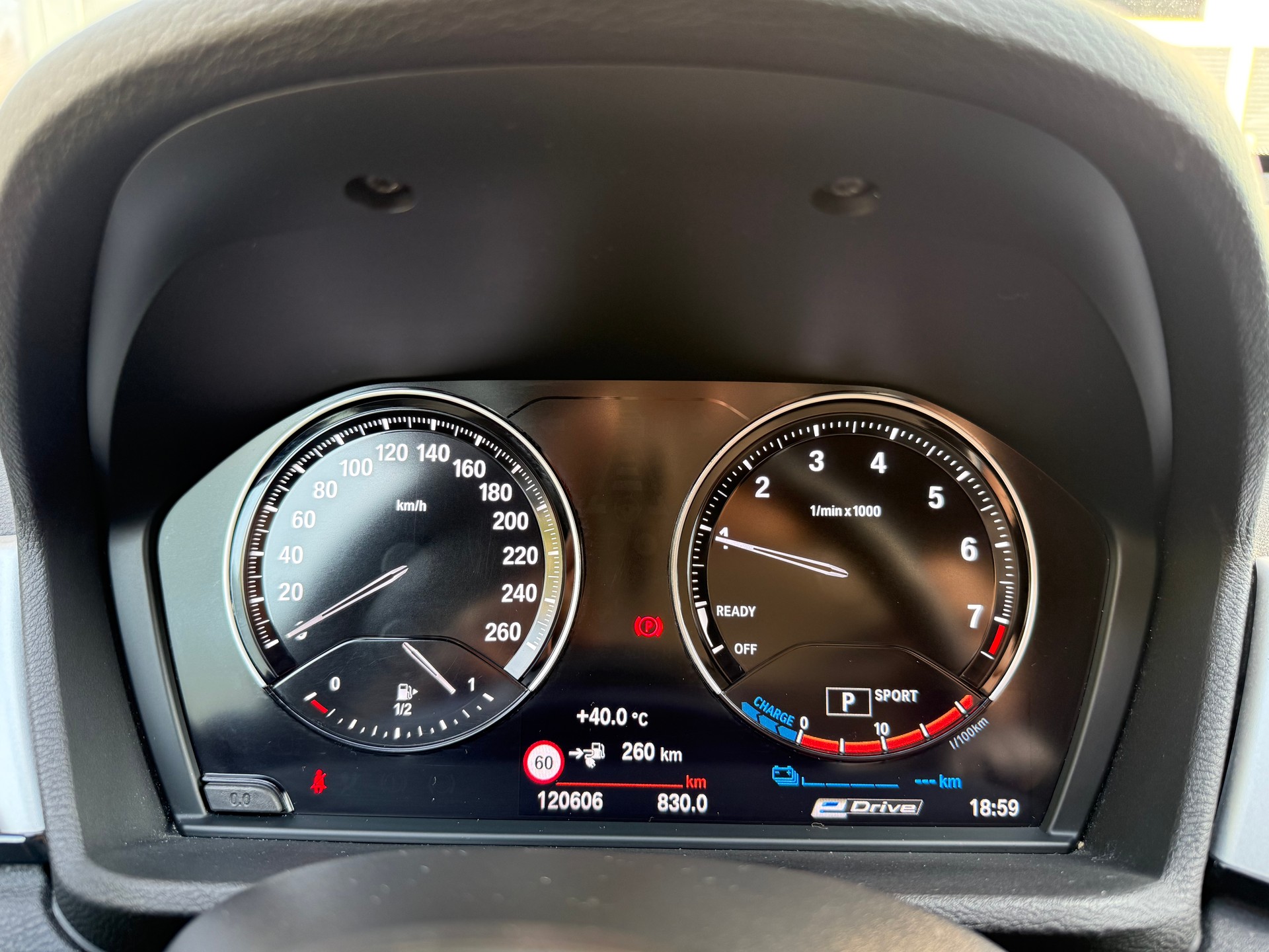 BMW X1 xDrive 25e Sport Line Steptronic-image-13