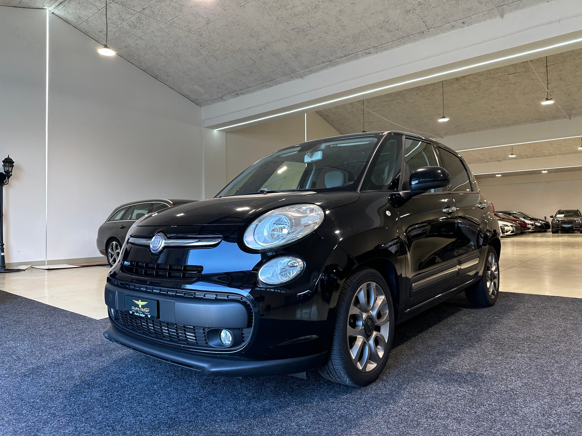FIAT 500L 1.6 JTD Pop Star-showroom-element-2