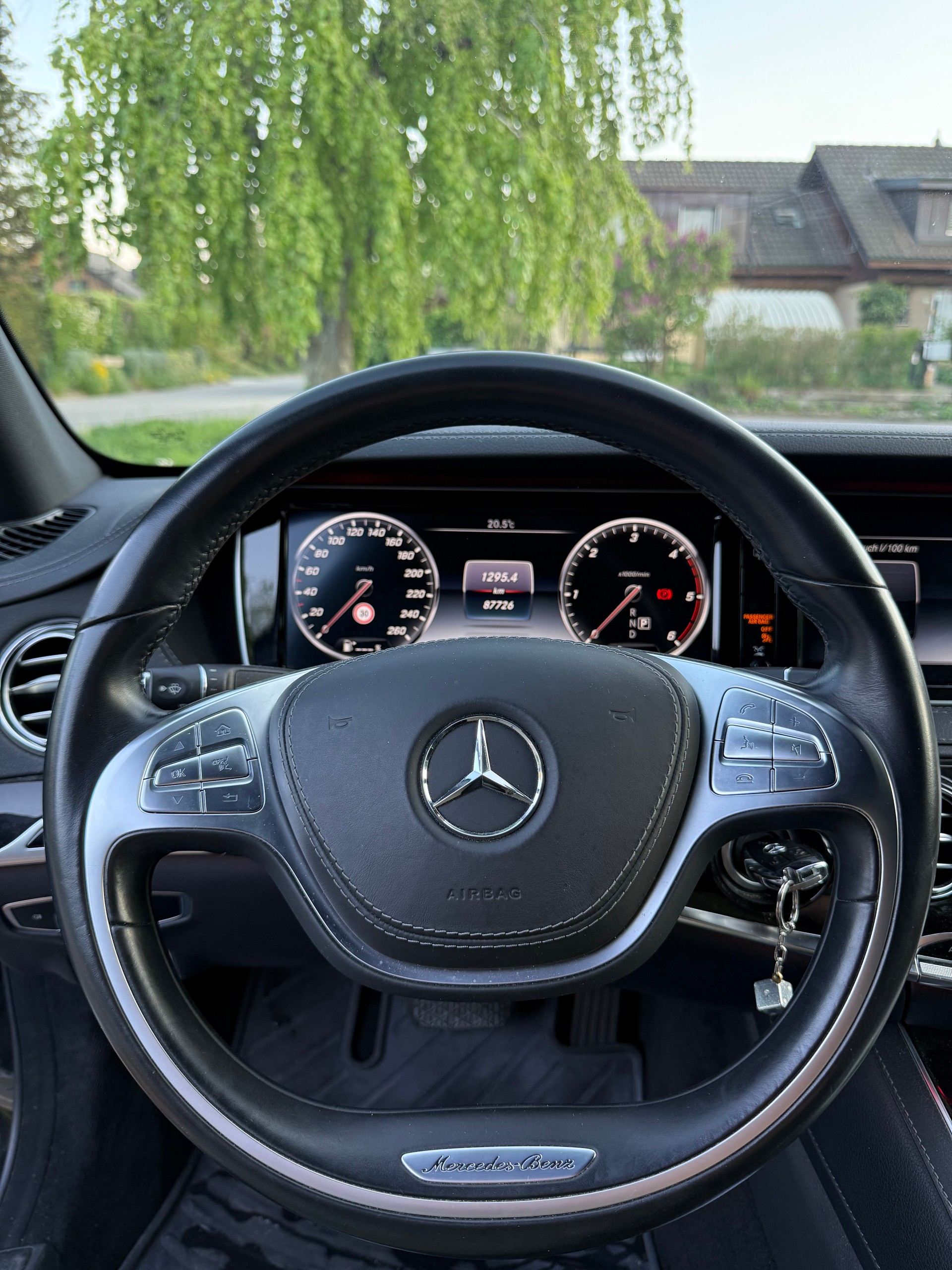 MERCEDES-BENZ S 350 d 4matic lang-image-9
