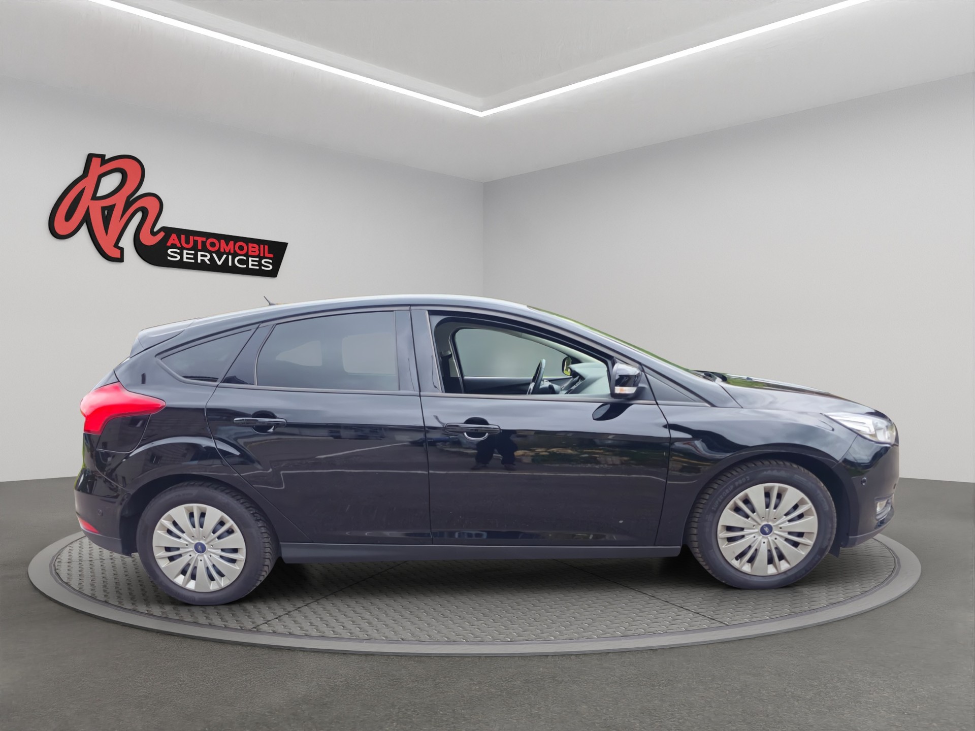 FORD Focus 1.0 SCTi 99g Trend-image-6