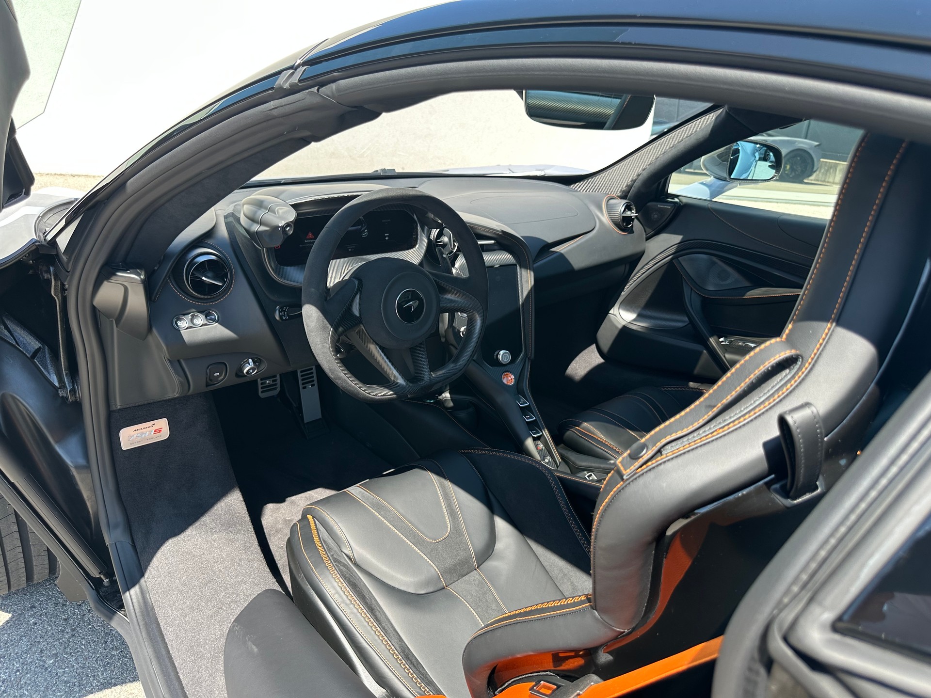 McLAREN 750S Spider-image-10