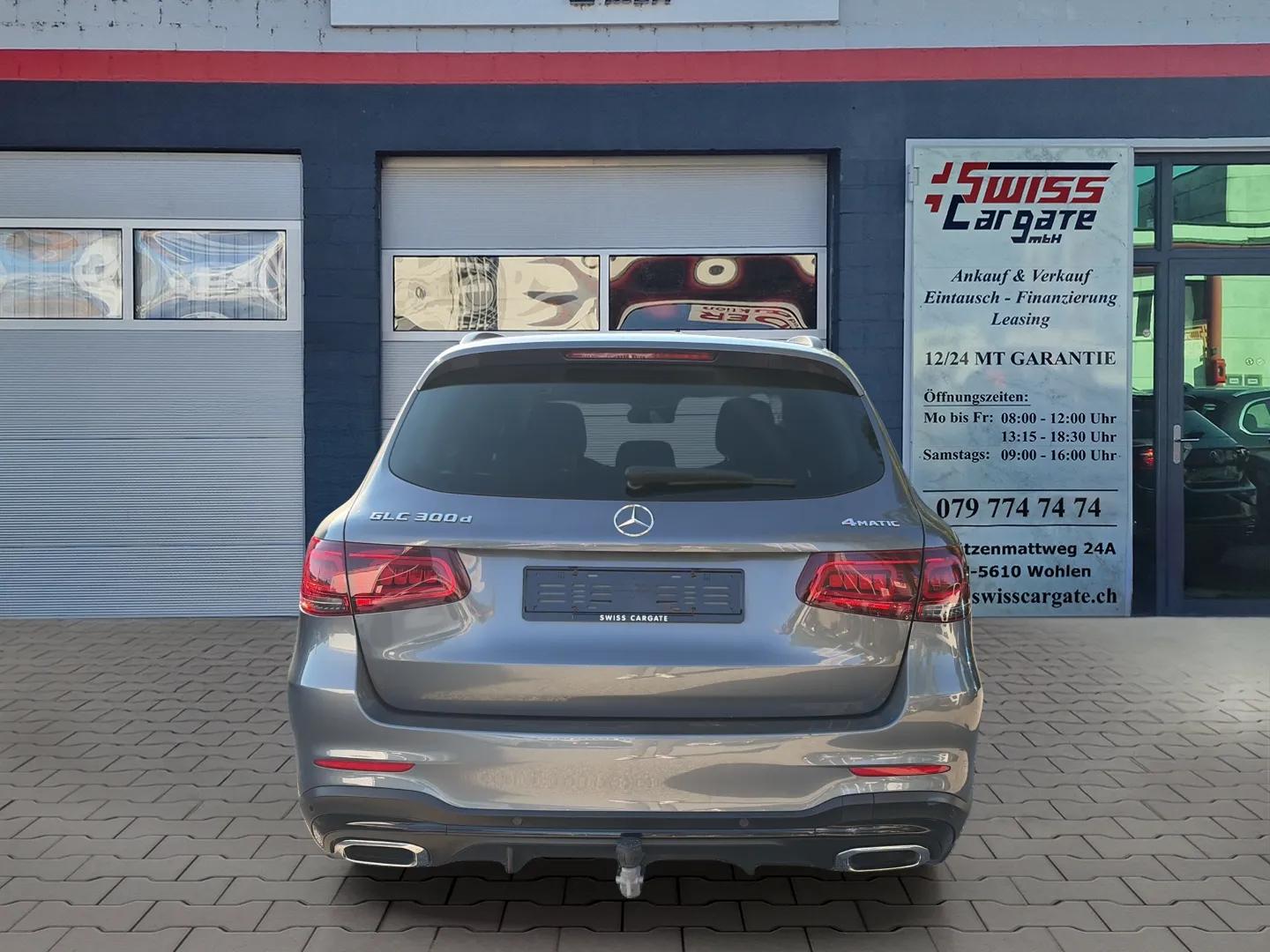 MERCEDES-BENZ GLC 300 d AMG Line 4Matic 9G-Tronic mit AHK & Panoramadach-image-6