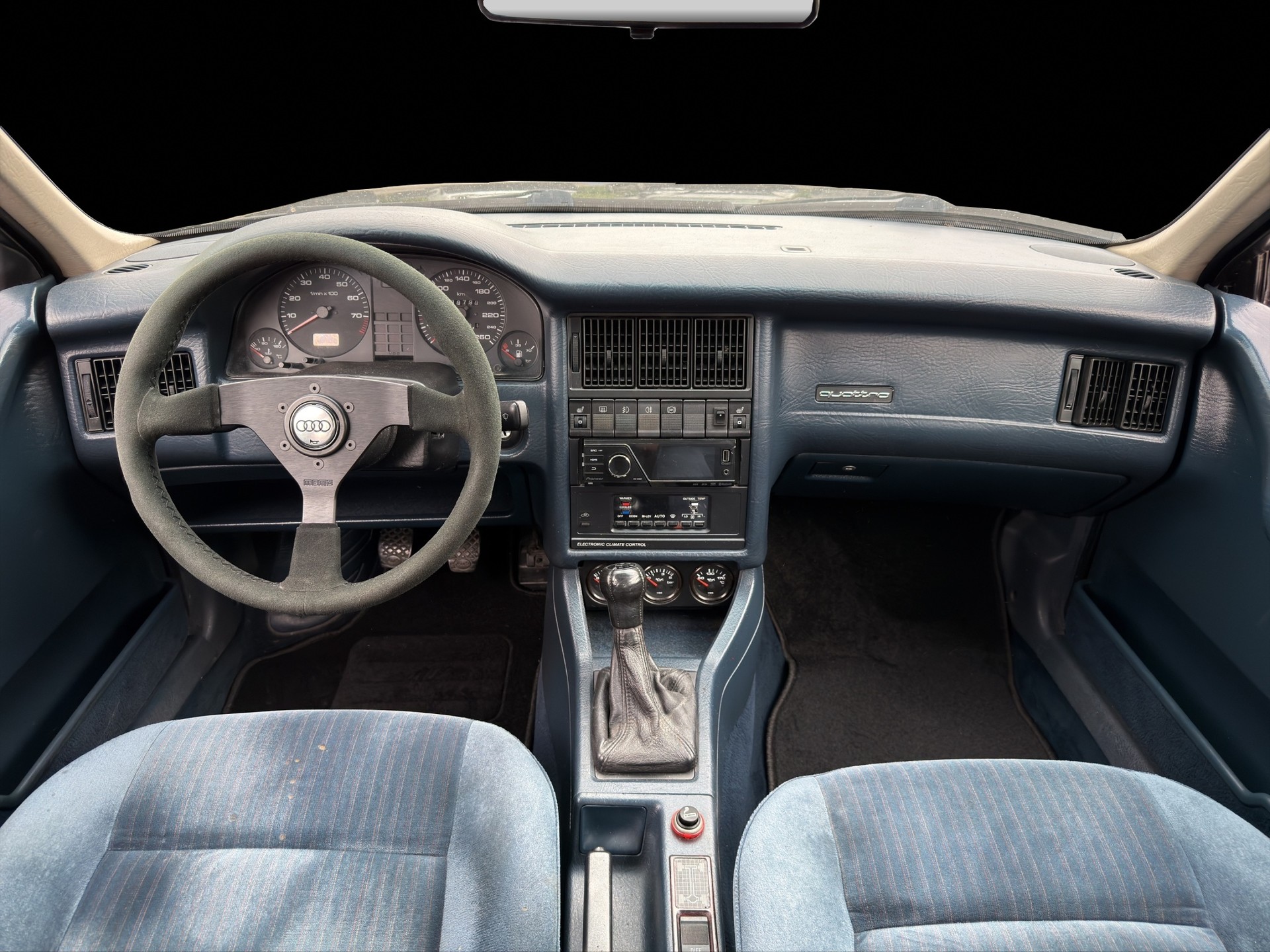 AUDI 90 2.3 E 20V quattroSport-image-9